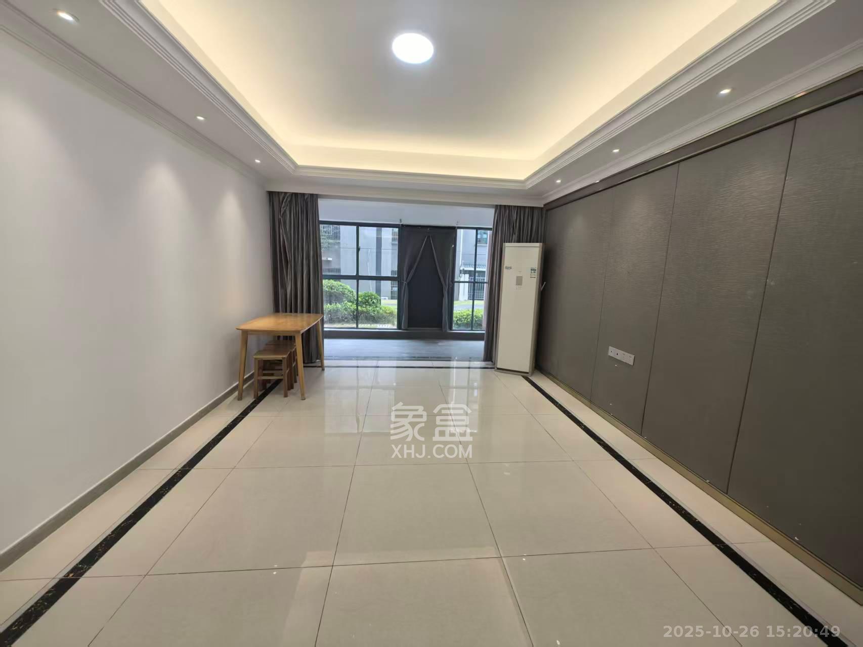 富力十号  3室2厅2卫    3200.0元/月室内图