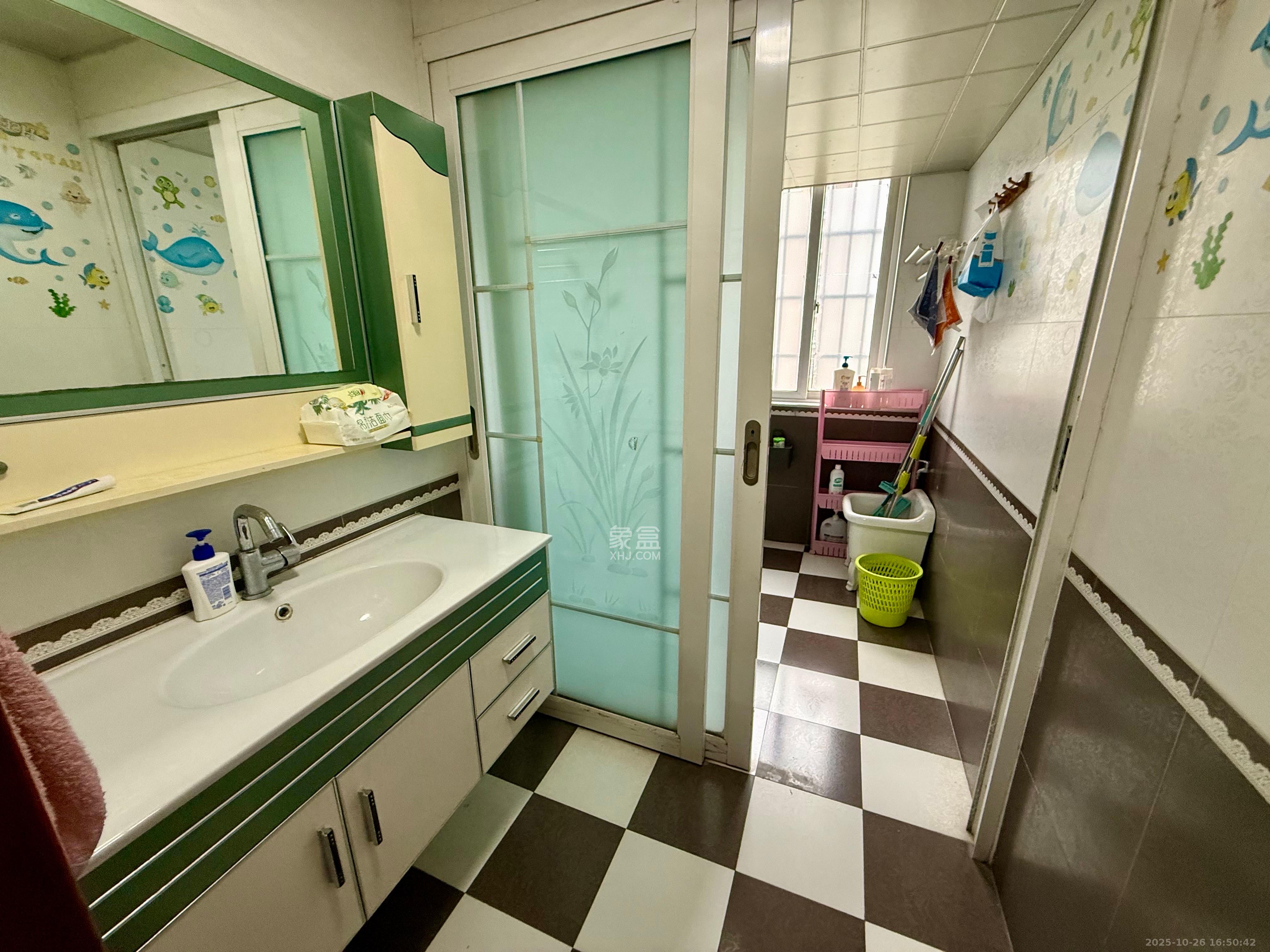 月湖兰庭 2室2厅2卫 2500.0元/月 月湖兰庭 2室2厅2卫 2500.0元/月室内图