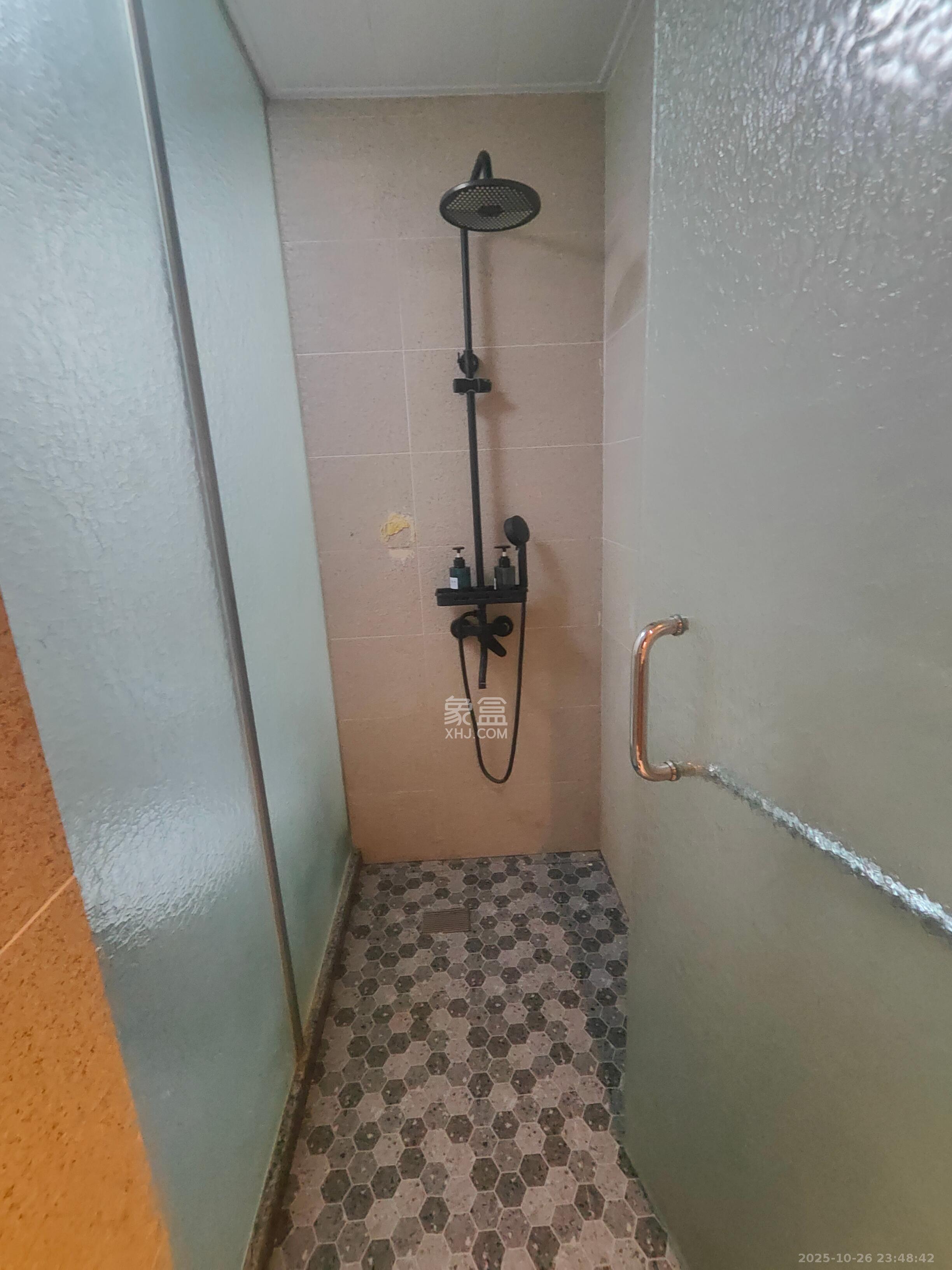 宇成朝阳广场  1室1厅1卫    2000.0元/月室内图