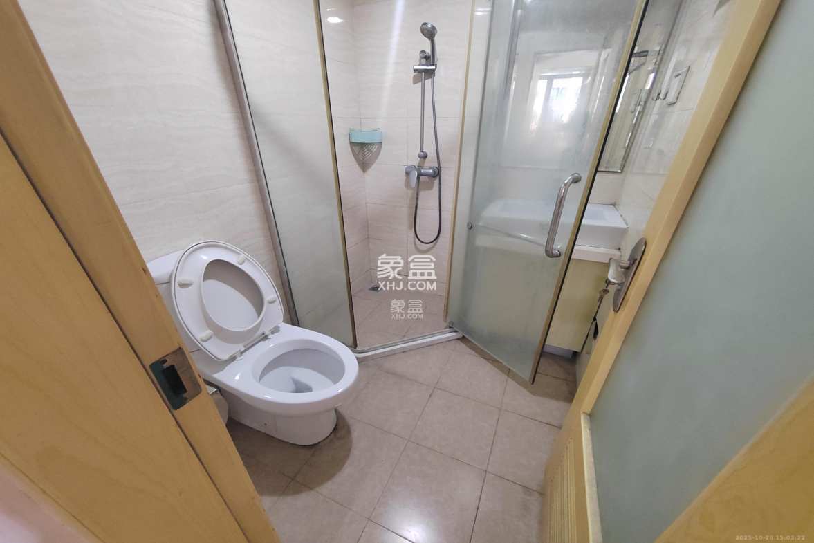 旭辉藏郡(藏郡、旭湘华府)  1室1厅1卫    1400.0元/月 旭辉藏郡(藏郡、旭湘华府)  1室1厅1卫    1400.0元/月室内图