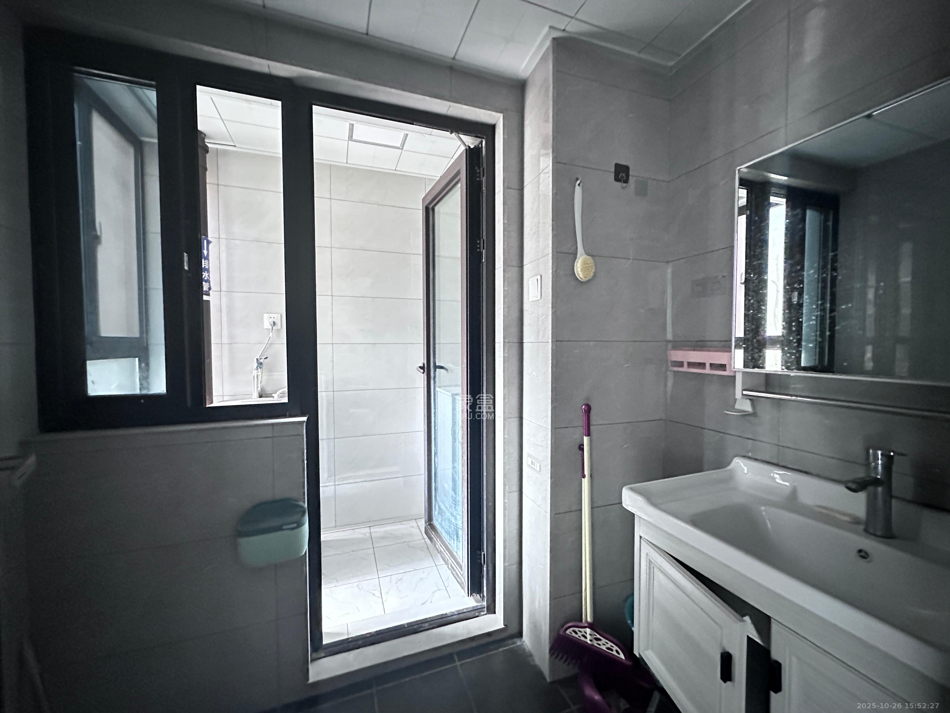 融创融公馆(融创臻苑) 1室1厅1卫 1500.0元/月 融创融公馆(融创臻苑) 1室1厅1卫 1500.0元/月室内图