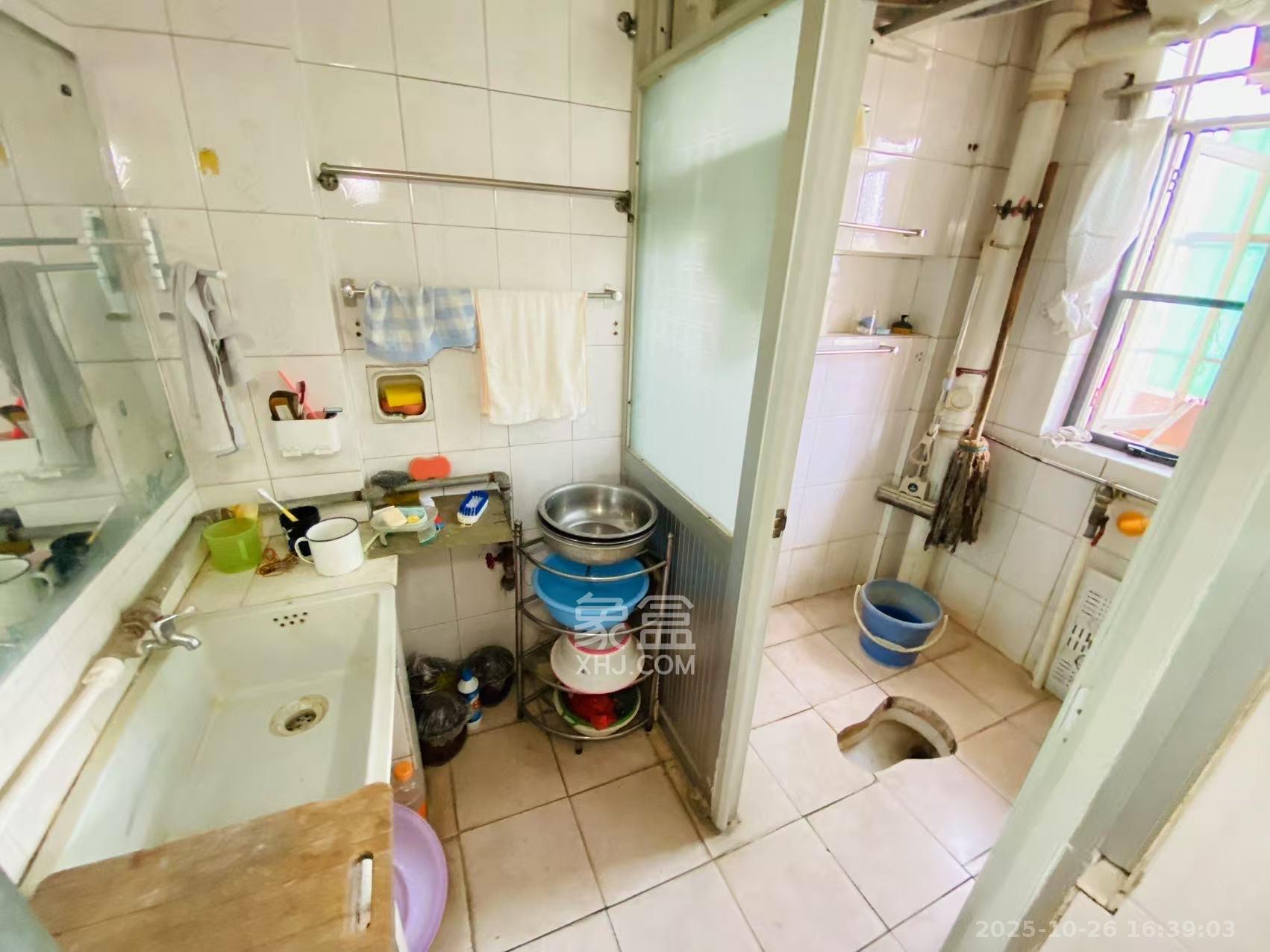 南沙公寓  3室2厅1卫    2400.0元/月 南沙公寓  3室2厅1卫    2400.0元/月室内图