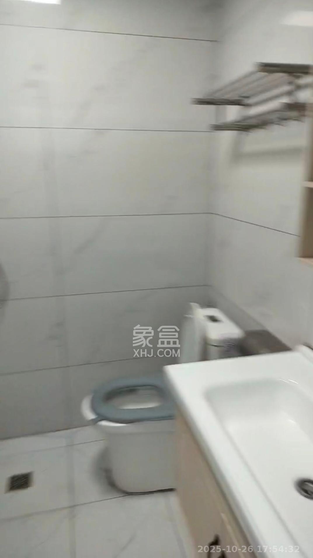 梅溪湖家居建材城  1室0厅0卫    1300.0元/月 梅溪湖家居建材城  1室0厅0卫    1300.0元/月室内图