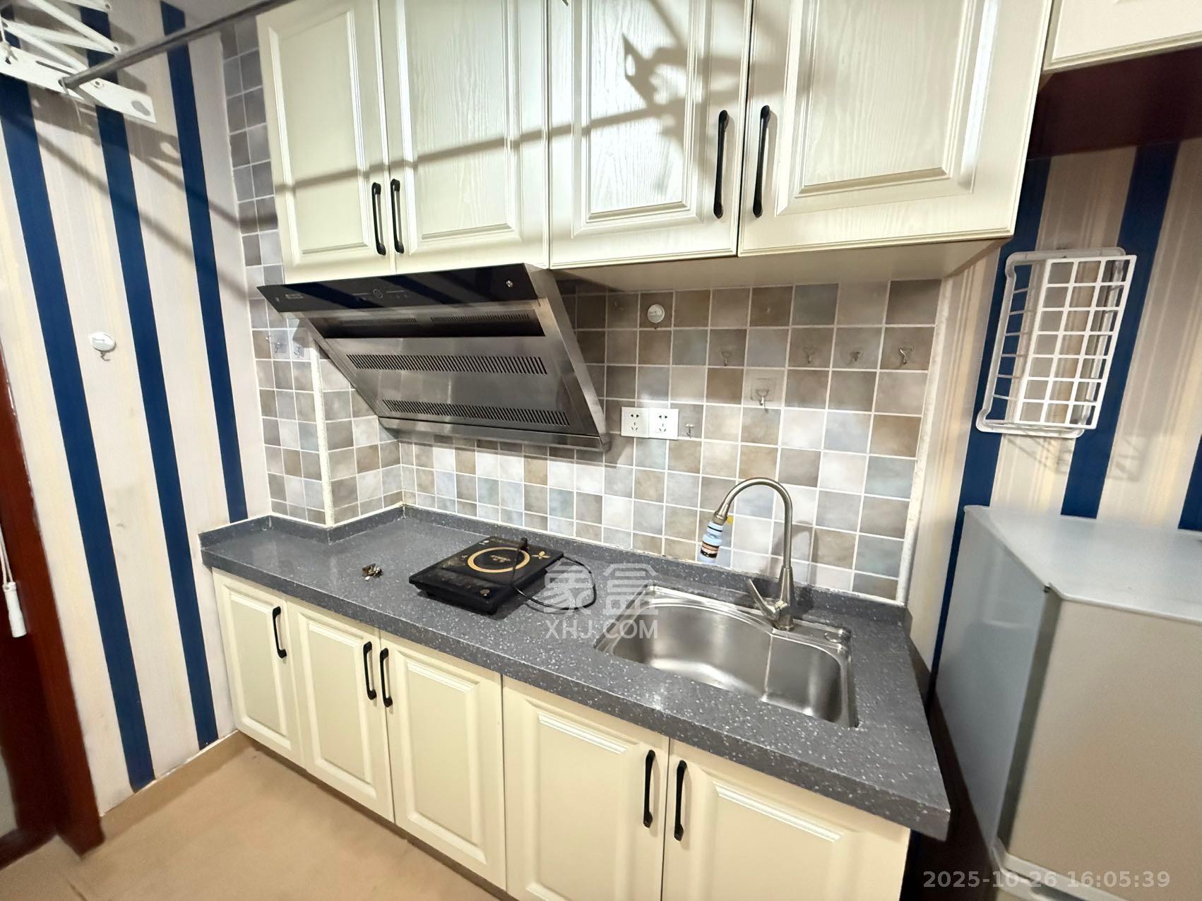 浏阳河畔家园  1室1厅1卫    1300.0元/月室内图