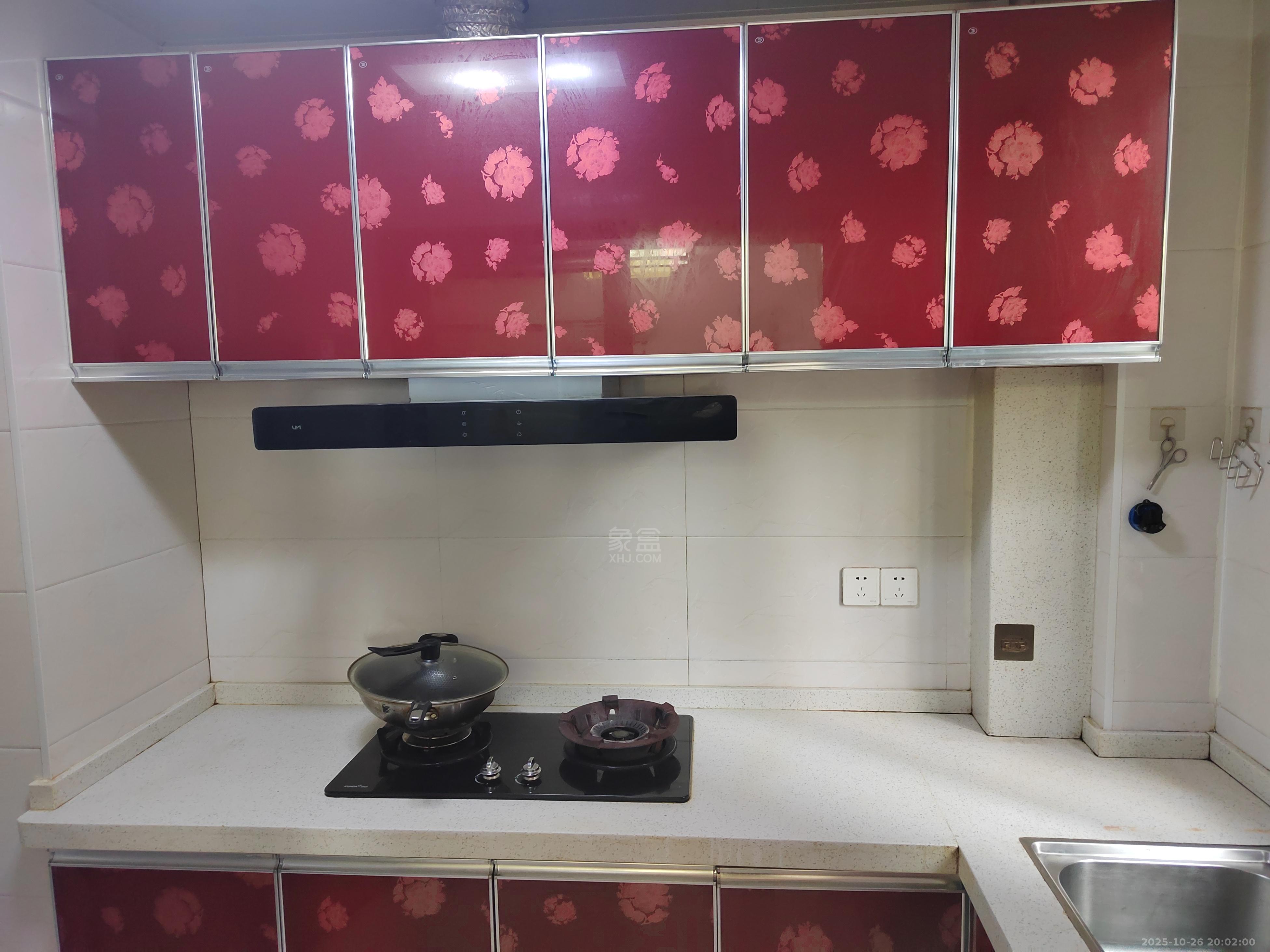 蓝溪谷 3室1厅2卫 2000.0元/月 蓝溪谷 3室1厅2卫 2000.0元/月室内图