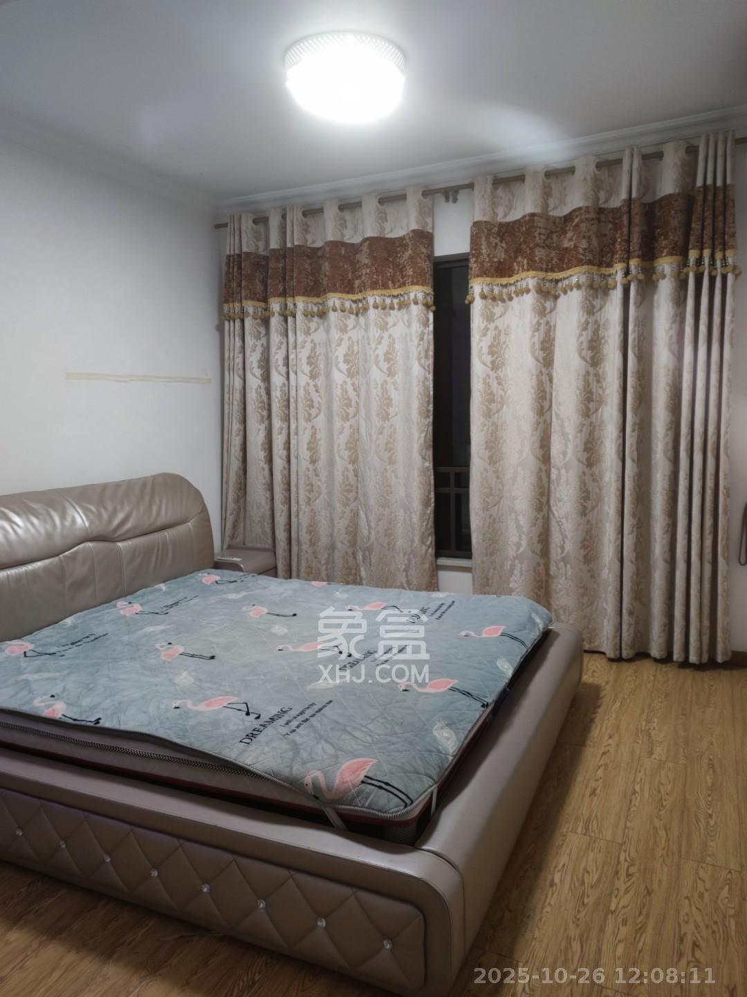 旭辉御府  3室2厅1卫    2700.0元/月 旭辉御府  3室2厅1卫    2700.0元/月室内图