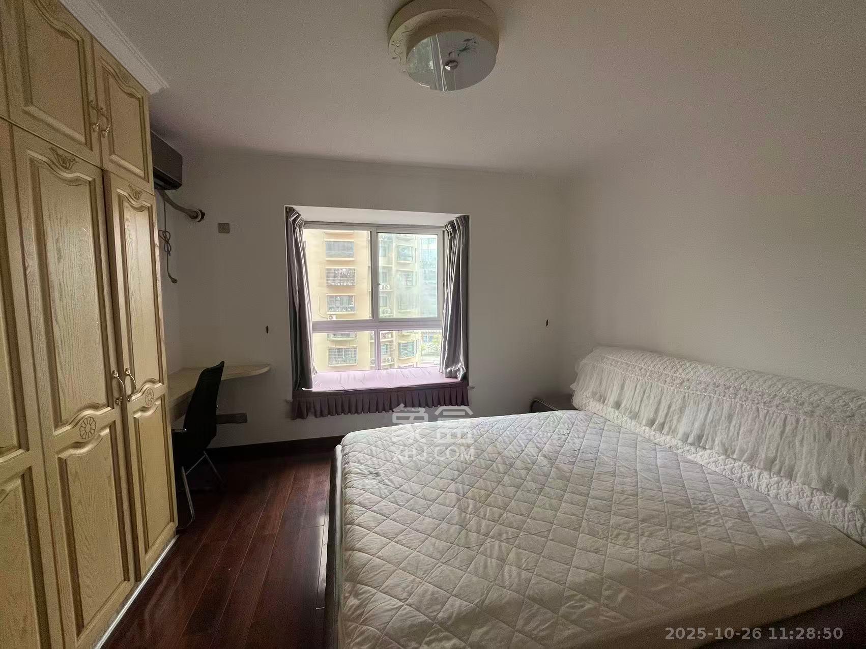 清政园(青政家园)  3室2厅2卫    2700.0元/月 清政园(青政家园)  3室2厅2卫    2700.0元/月室内图