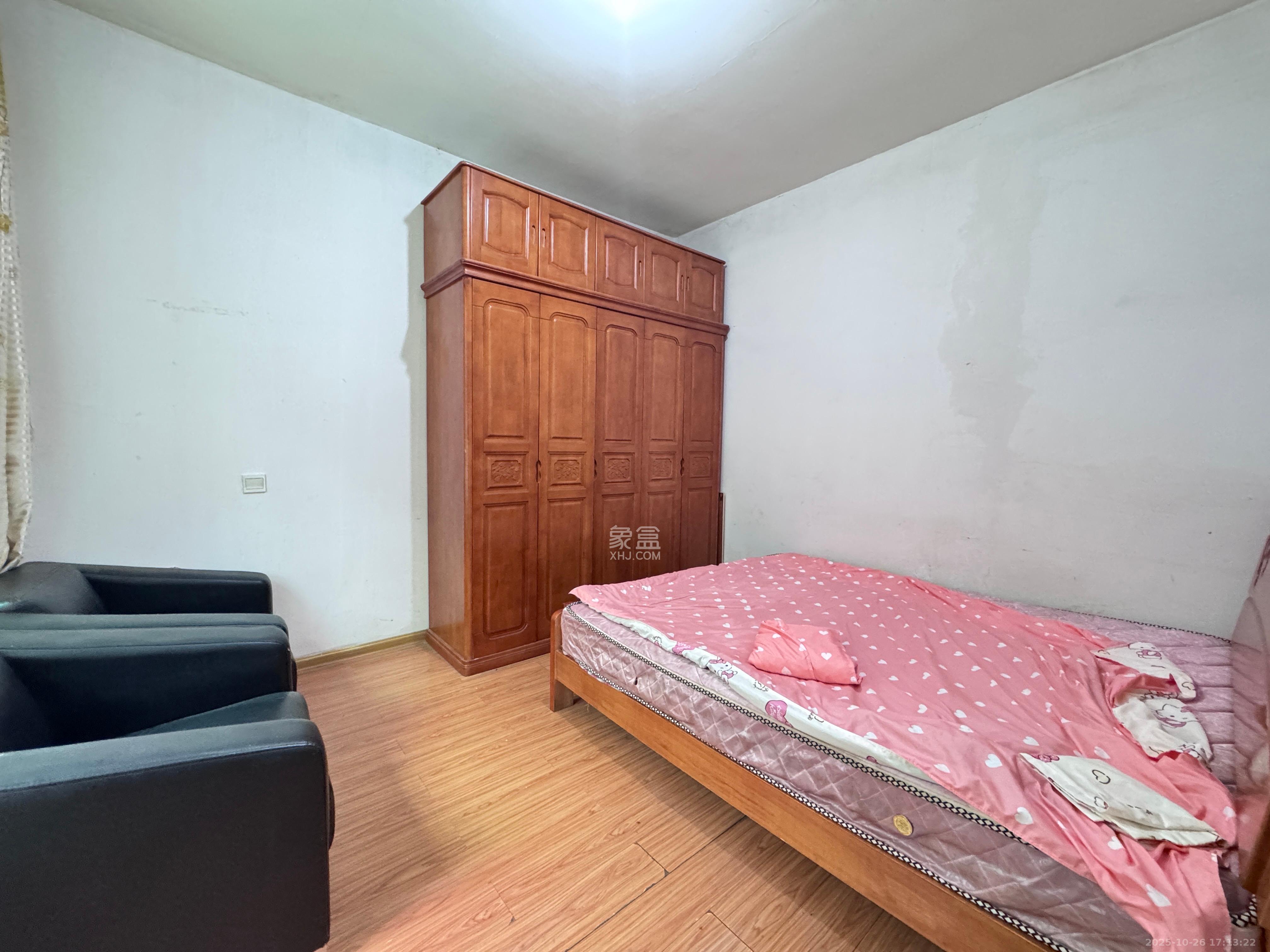 华美佳园(鄱阳佳园) 1室0厅0卫 1150.0元/月 华美佳园(鄱阳佳园) 1室0厅0卫 1150.0元/月室内图