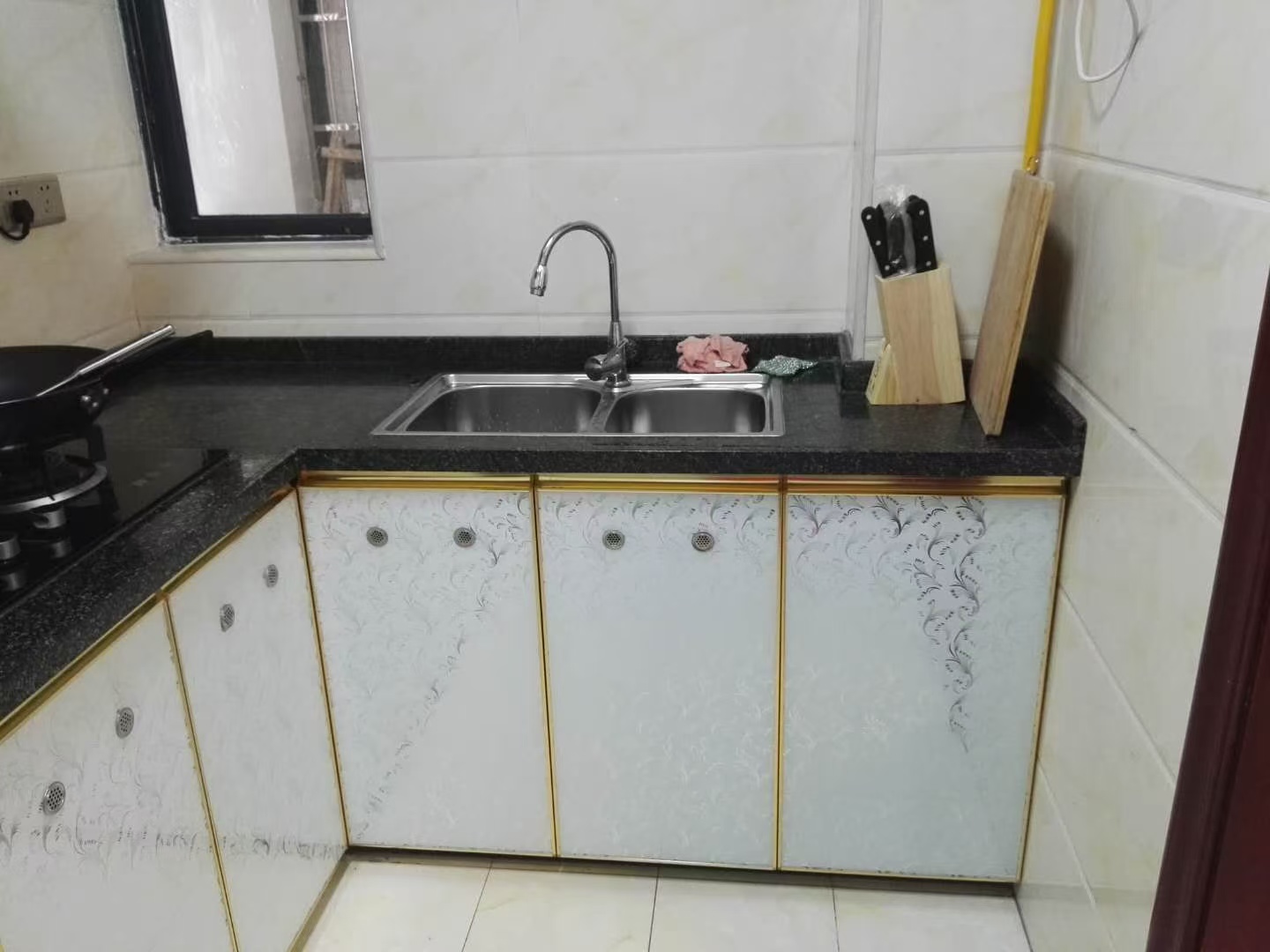 新城吾悦广场 3室2厅1卫 2900.0元/月 新城吾悦广场 3室2厅1卫 2900.0元/月室内图