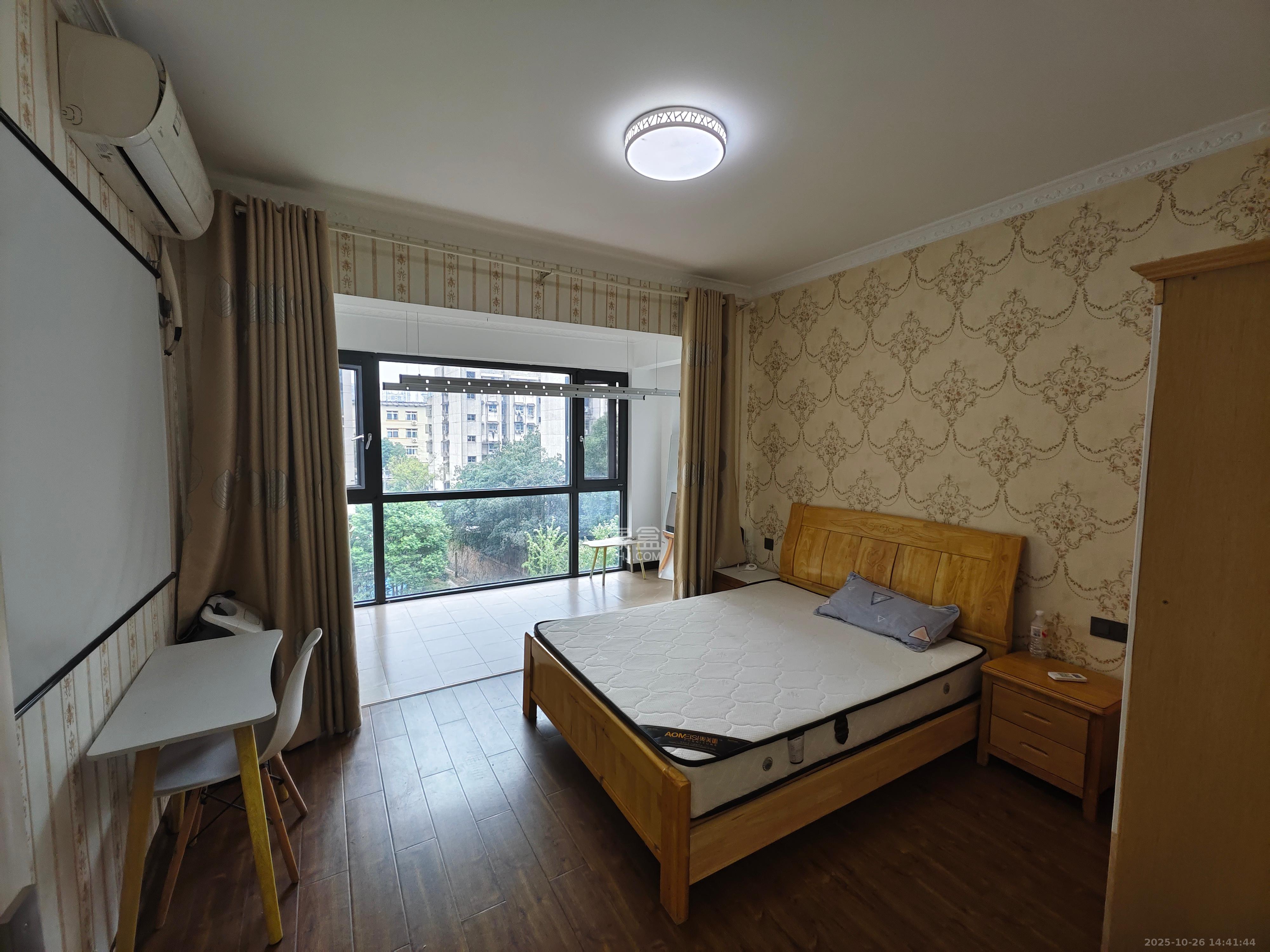 建发中央悦府  2室1厅1卫    2400.0元/月 建发中央悦府  2室1厅1卫    2400.0元/月室内图