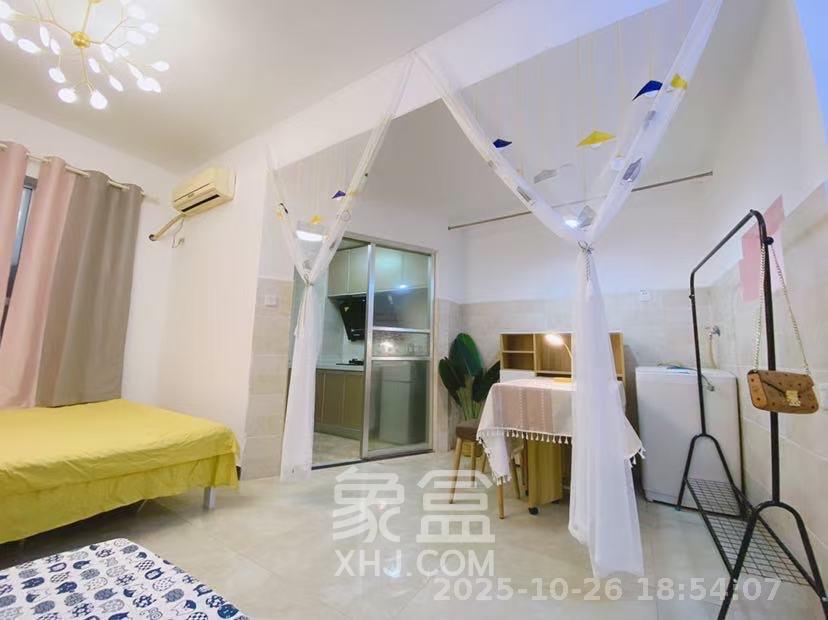 左岸右岸  1室1厅1卫    1800.0元/月室内图