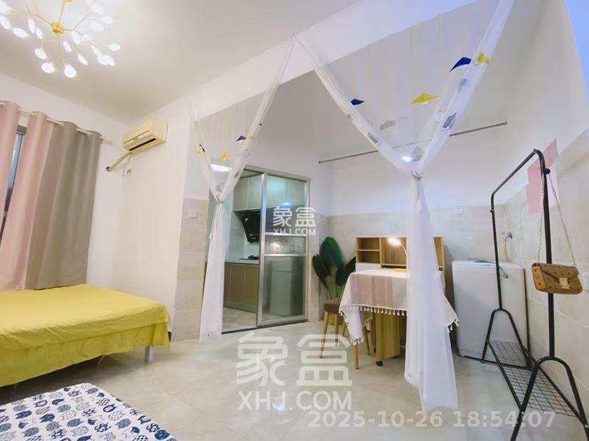 左岸右岸  1室1厅1卫    1800.0元/月 左岸右岸  1室1厅1卫    1800.0元/月室内图