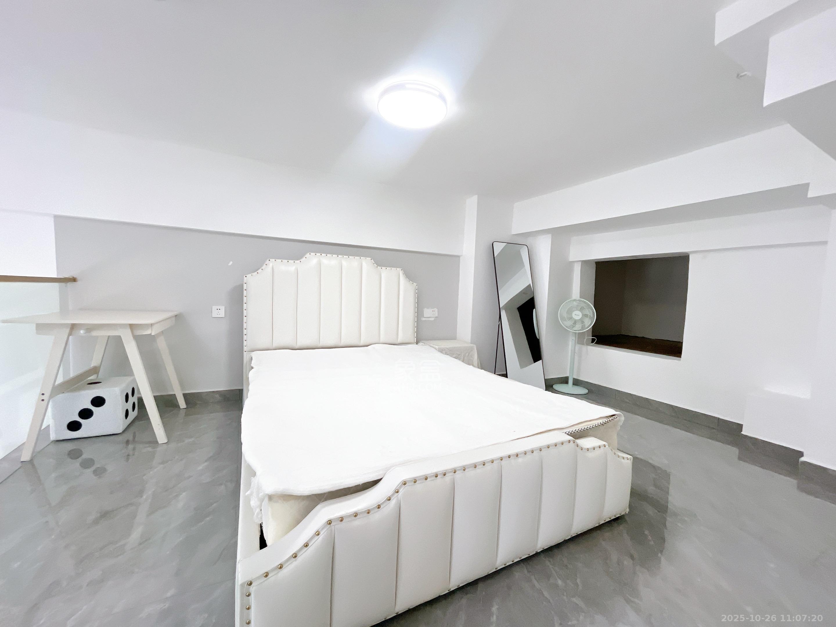 润和国际广场  1室1厅1卫    1800.0元/月 润和国际广场  1室1厅1卫    1800.0元/月室内图