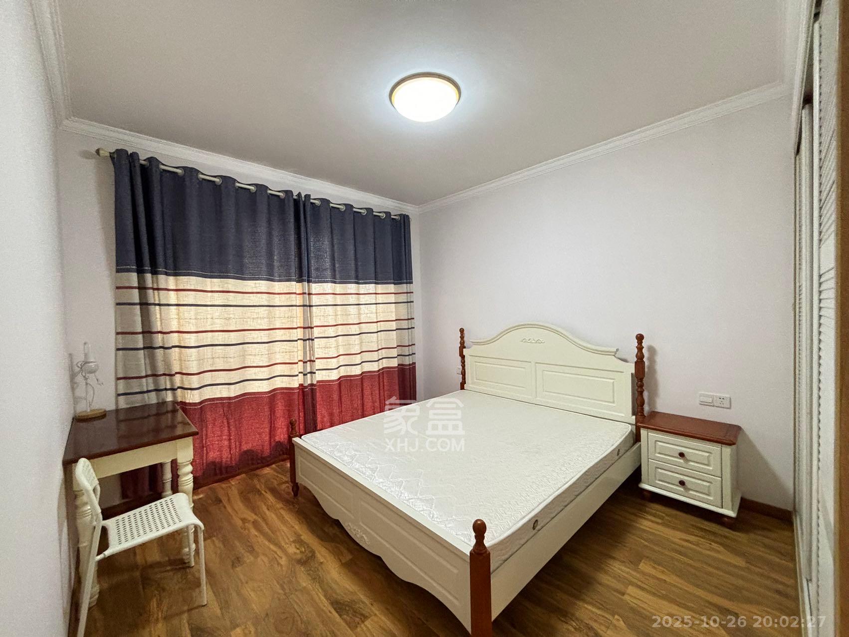 复地崑玉国际一期  1室2厅1卫    4200.0元/月室内图