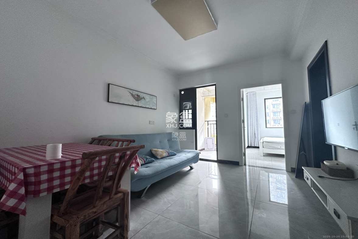 融创融公馆(融创臻苑) 1室1厅1卫 1500.0元/月 融创融公馆(融创臻苑) 1室1厅1卫 1500.0元/月室内图