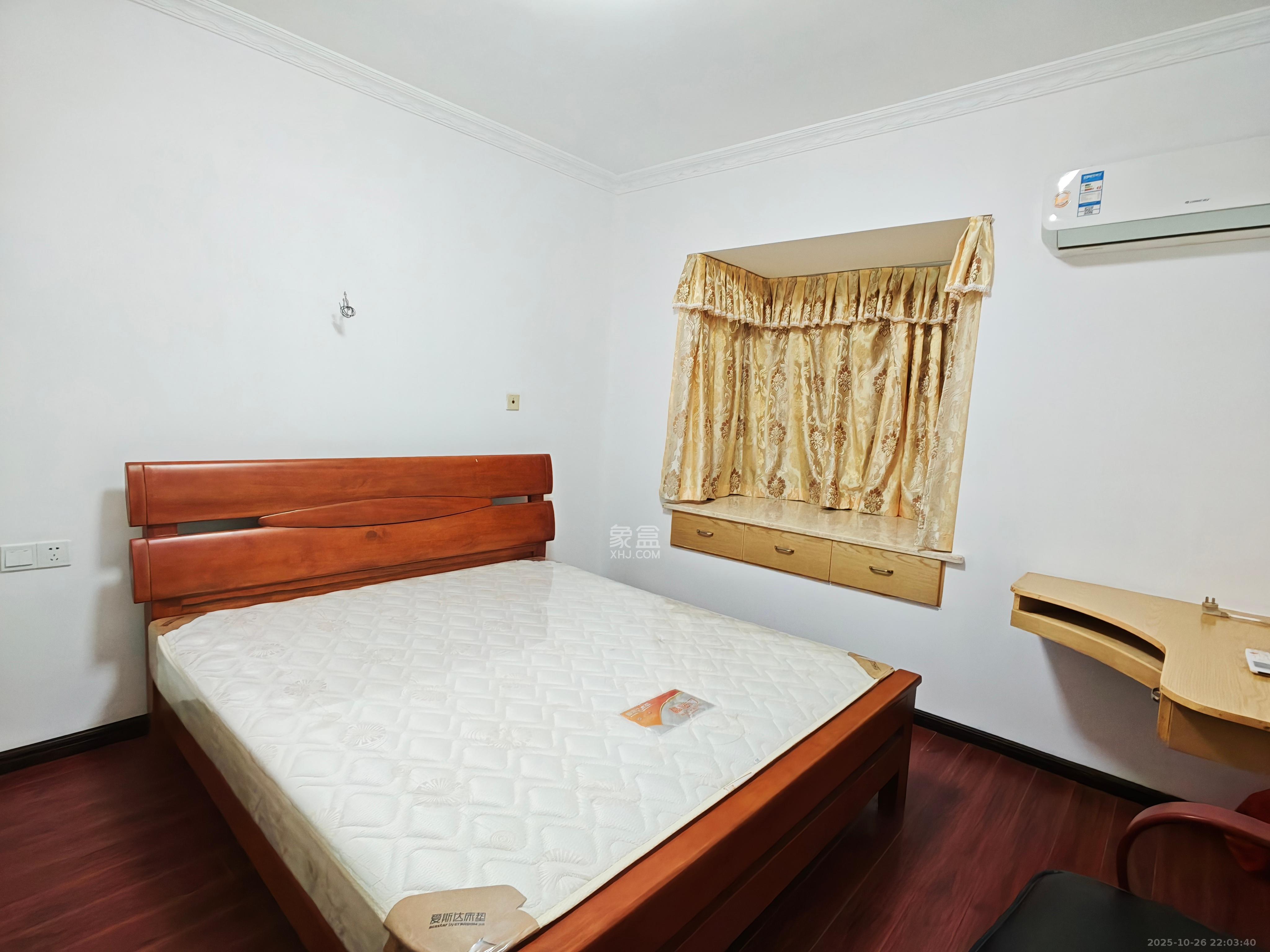 金南家园一期  3室2厅1卫    1800.0元/月室内图