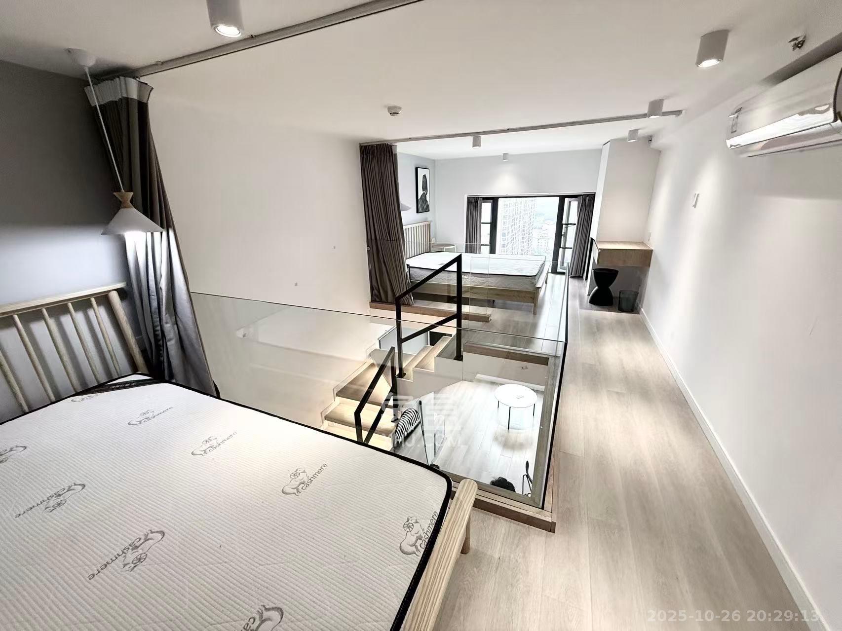 藏珑湖上公馆  2室1厅1卫    2600.0元/月室内图