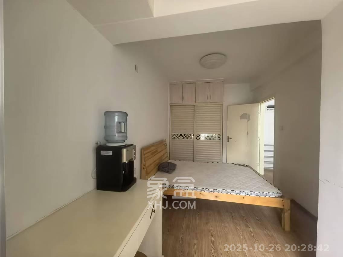 三一街区 2室2厅1卫 1500.0元/月 三一街区 2室2厅1卫 1500.0元/月户型图