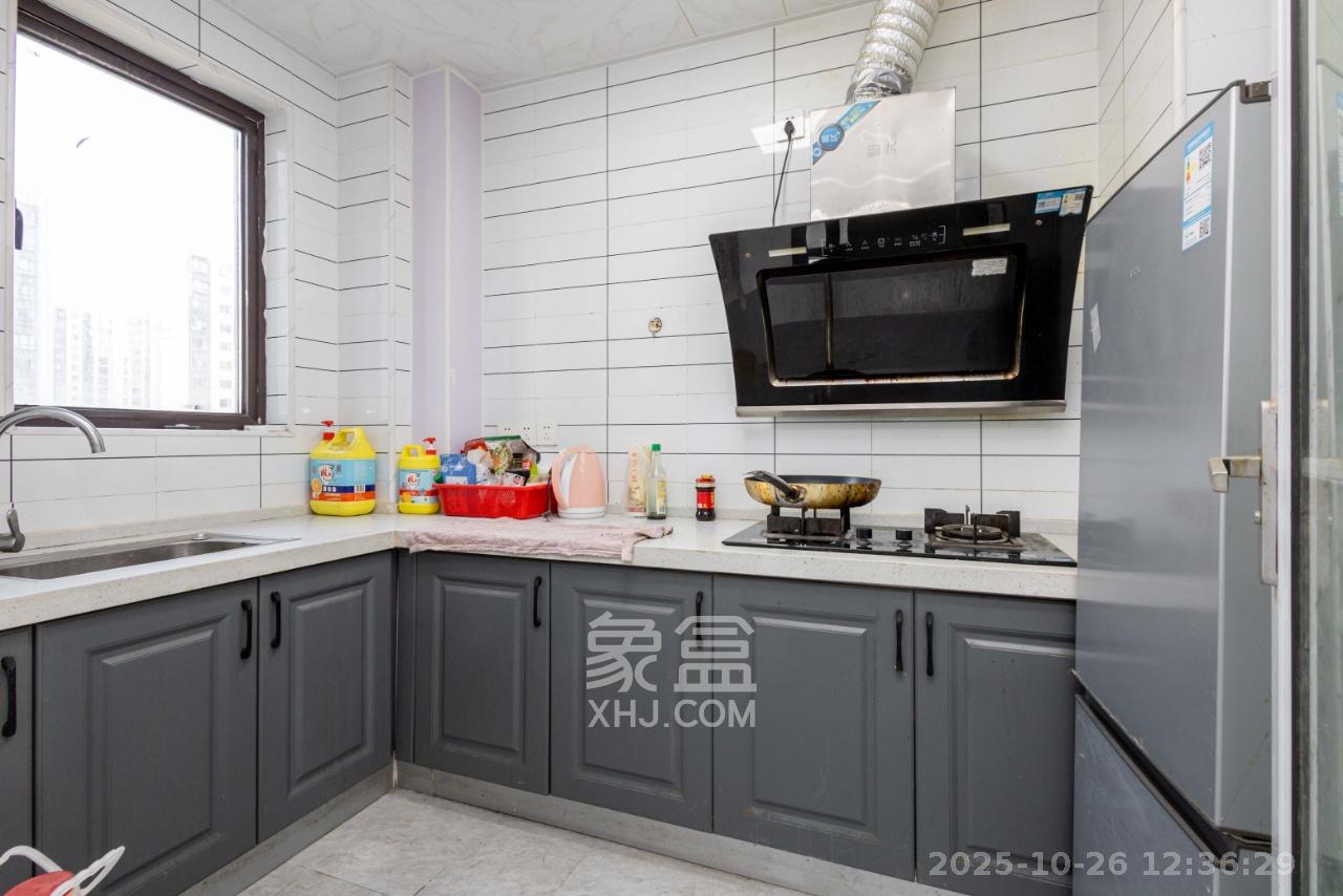 中交中央公园D3区  4室2厅2卫    3000.0元/月 中交中央公园D3区  4室2厅2卫    3000.0元/月室内图