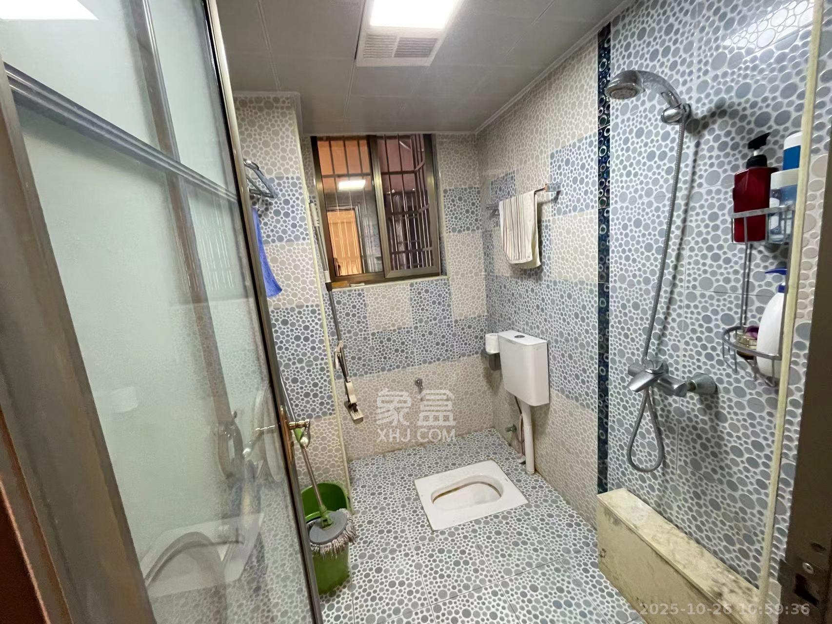 君悦紫园  2室2厅1卫    3100.0元/月 君悦紫园  2室2厅1卫    3100.0元/月室内图