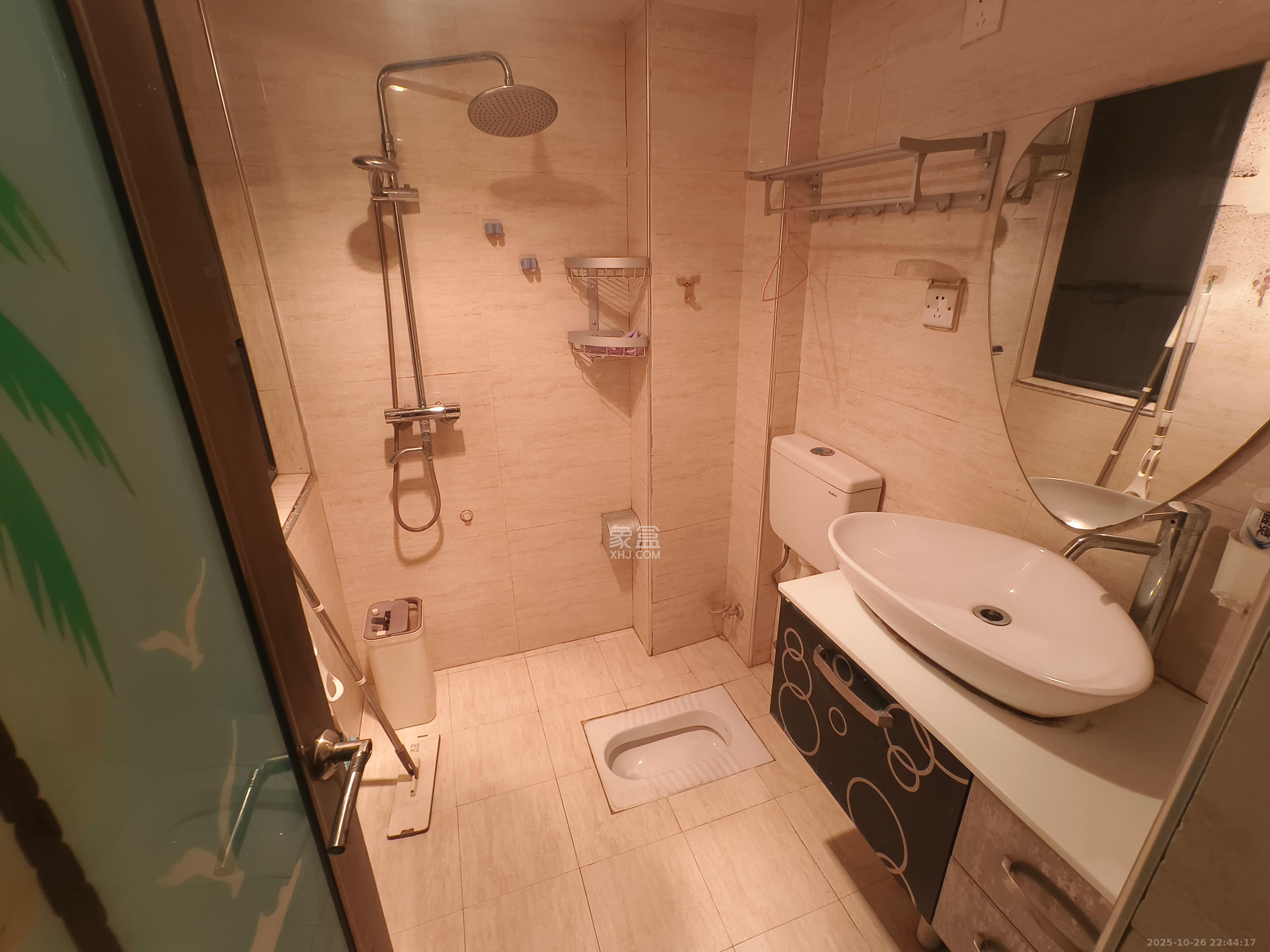 明昇壹城（明昇时代广场）一期  3室2厅1卫    3000.0元/月室内图