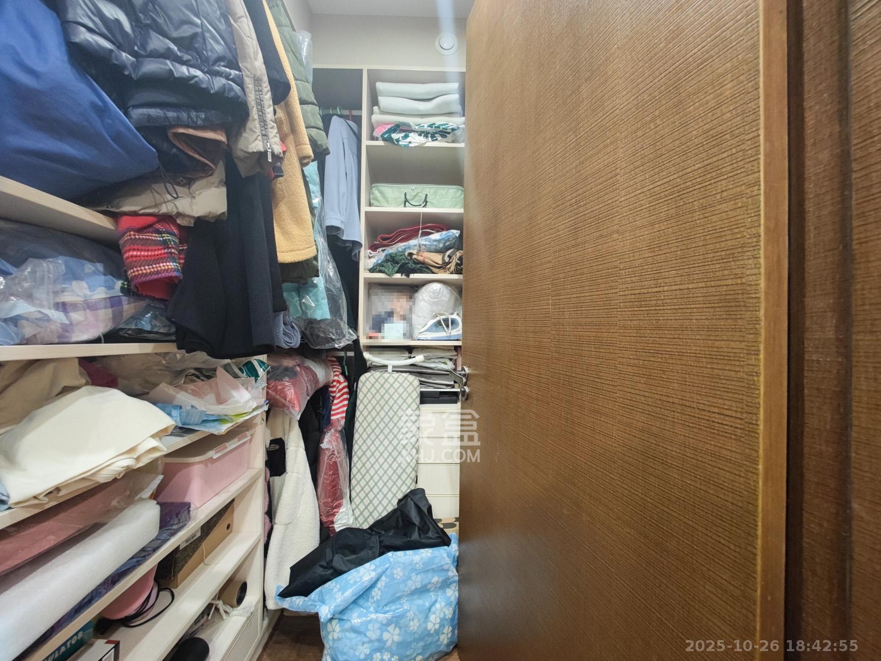 五矿万境水岸三期  5室2厅2卫    218.0万 五矿万境水岸三期  5室2厅2卫    218.0万其他