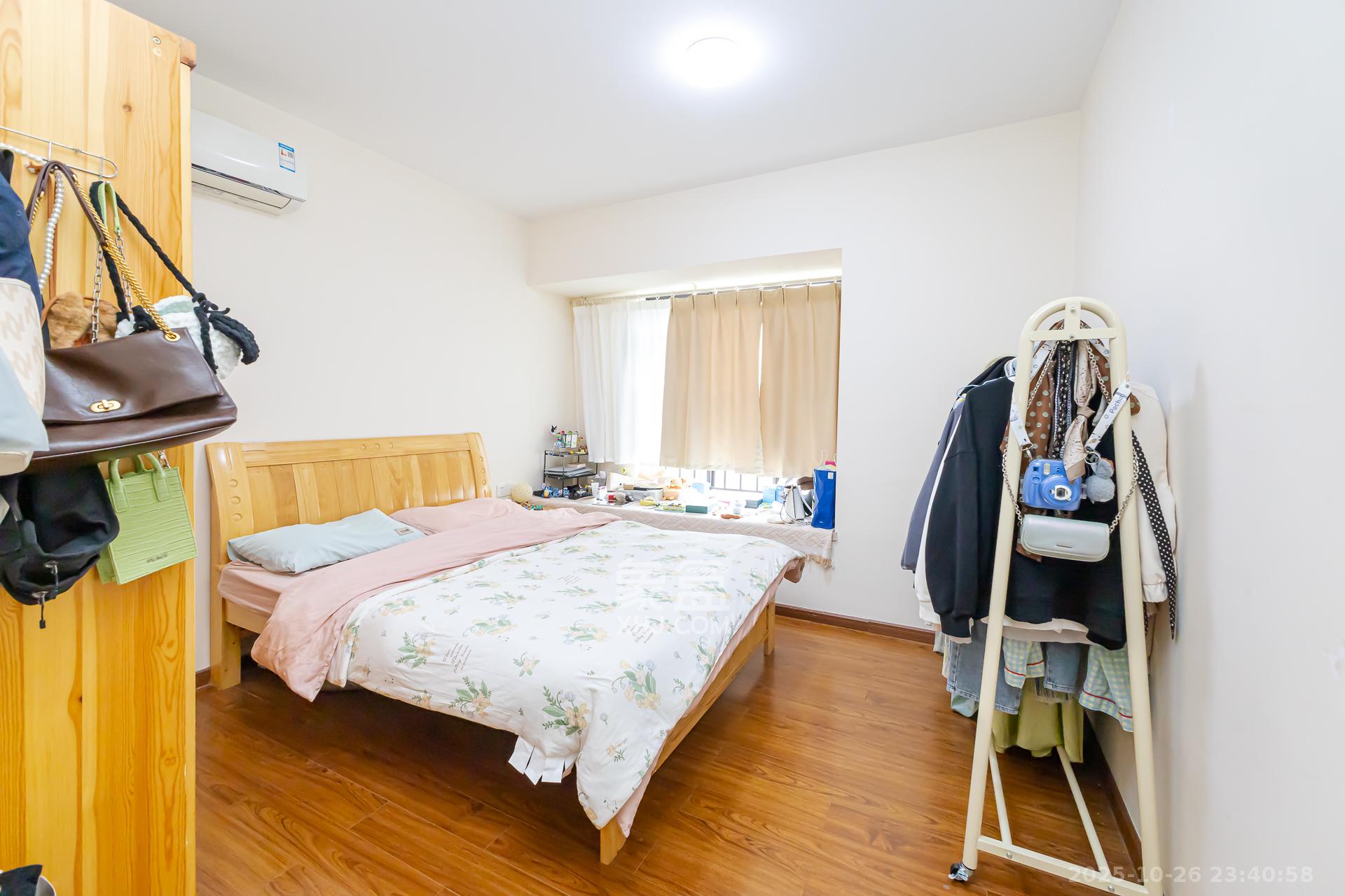 时代倾城二期  2室2厅1卫    58.0万 时代倾城二期  2室2厅1卫    58.0万卧室