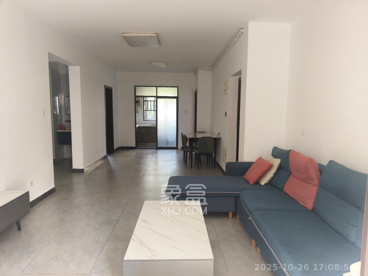 保利东郡  4室2厅2卫    2500.0元/月室内图1