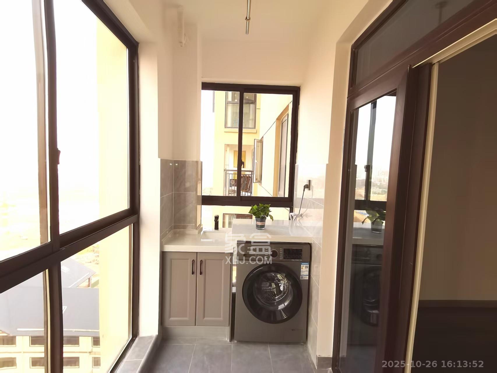 中城苑  3室2厅2卫    2800.0元/月 中城苑  3室2厅2卫    2800.0元/月室内图