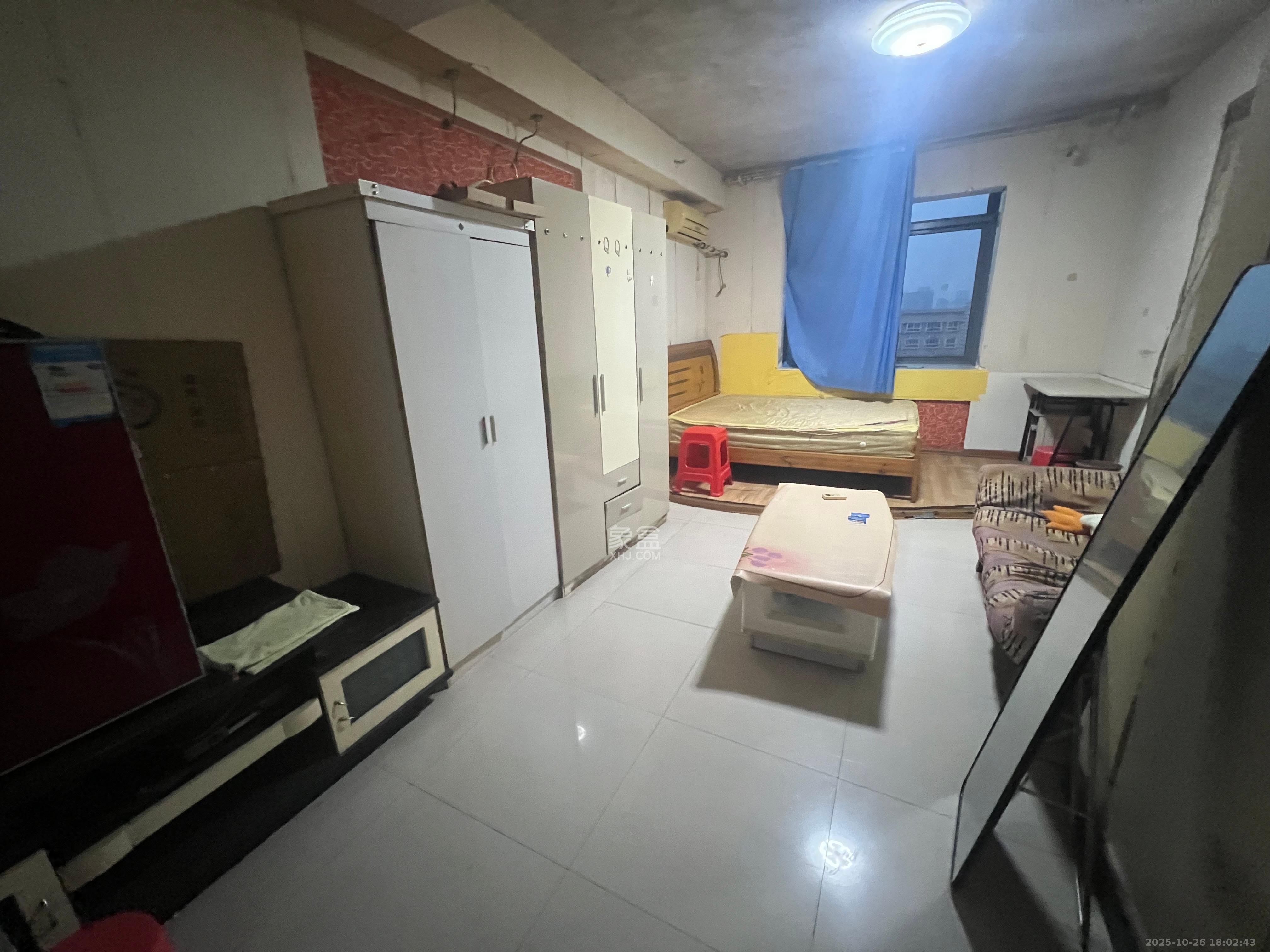 东方银座（东方摩卡）  1室1厅1卫    1200.0元/月