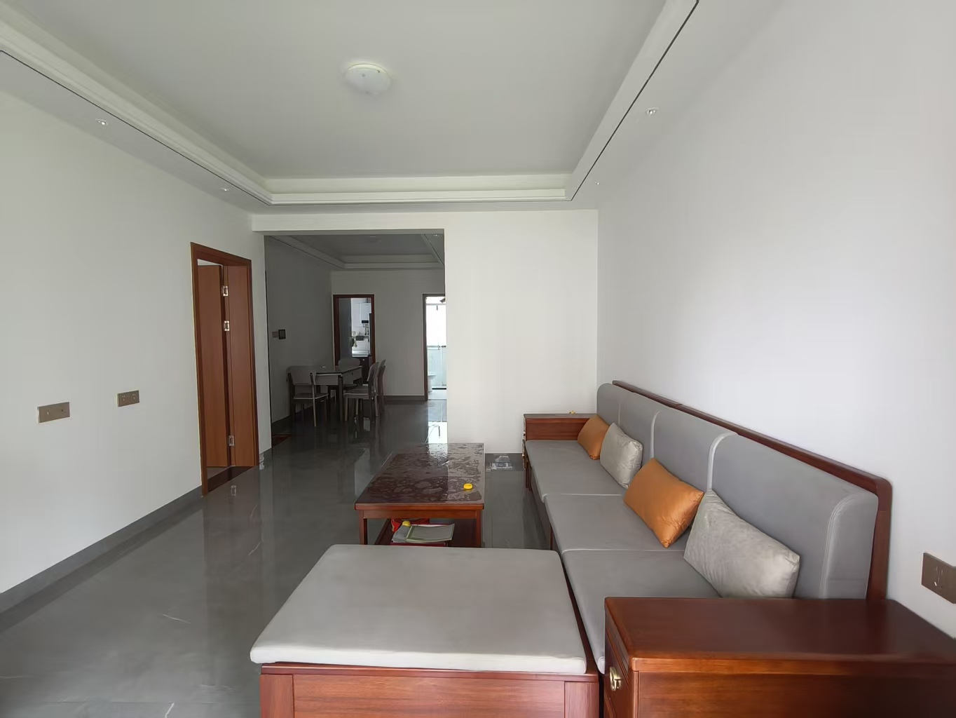 蓝宝凤鸣兰曦  3室2厅2卫    2500.0元/月室内图