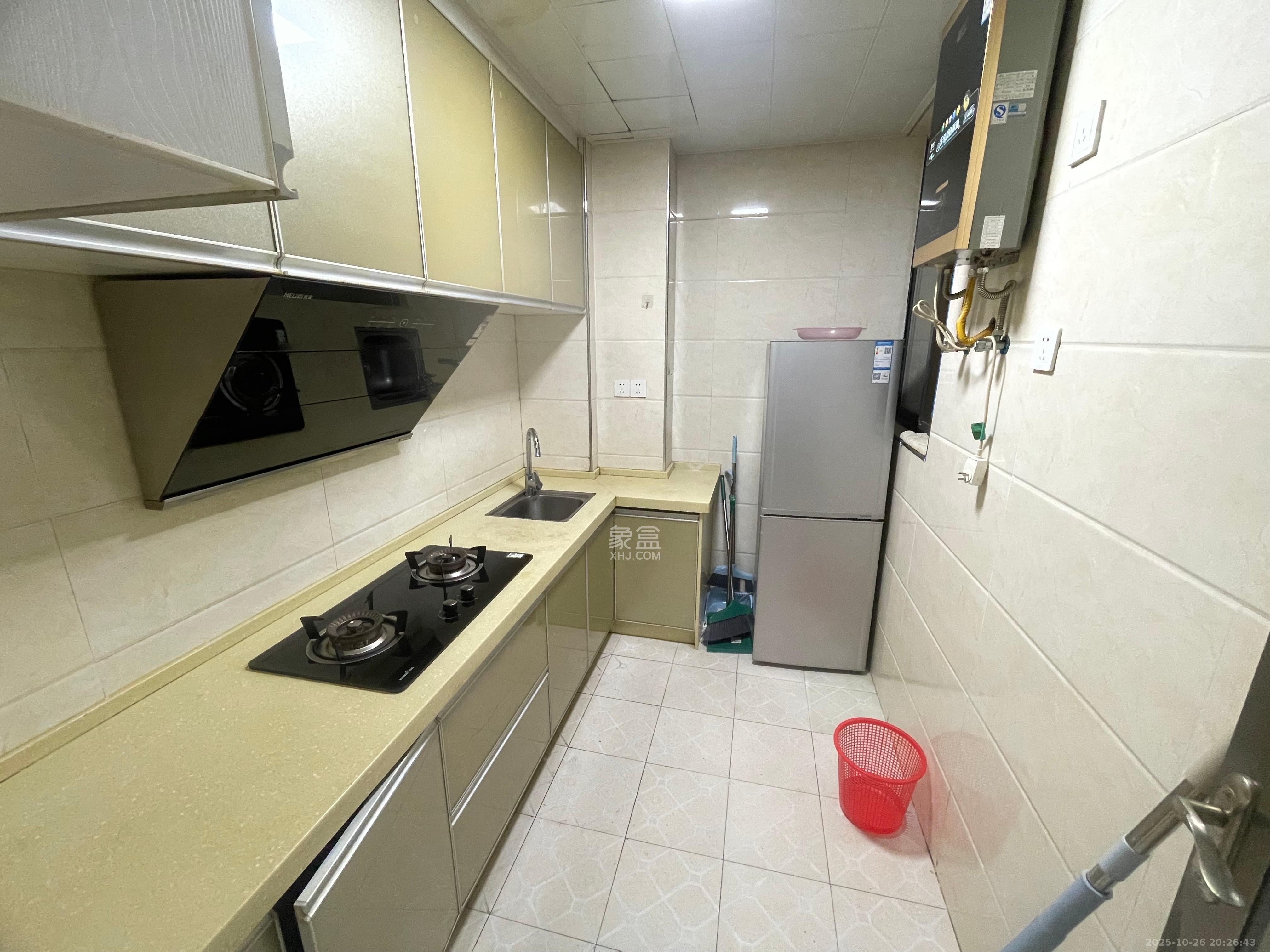 圭塘三小区  2室2厅1卫    2400.0元/月室内图