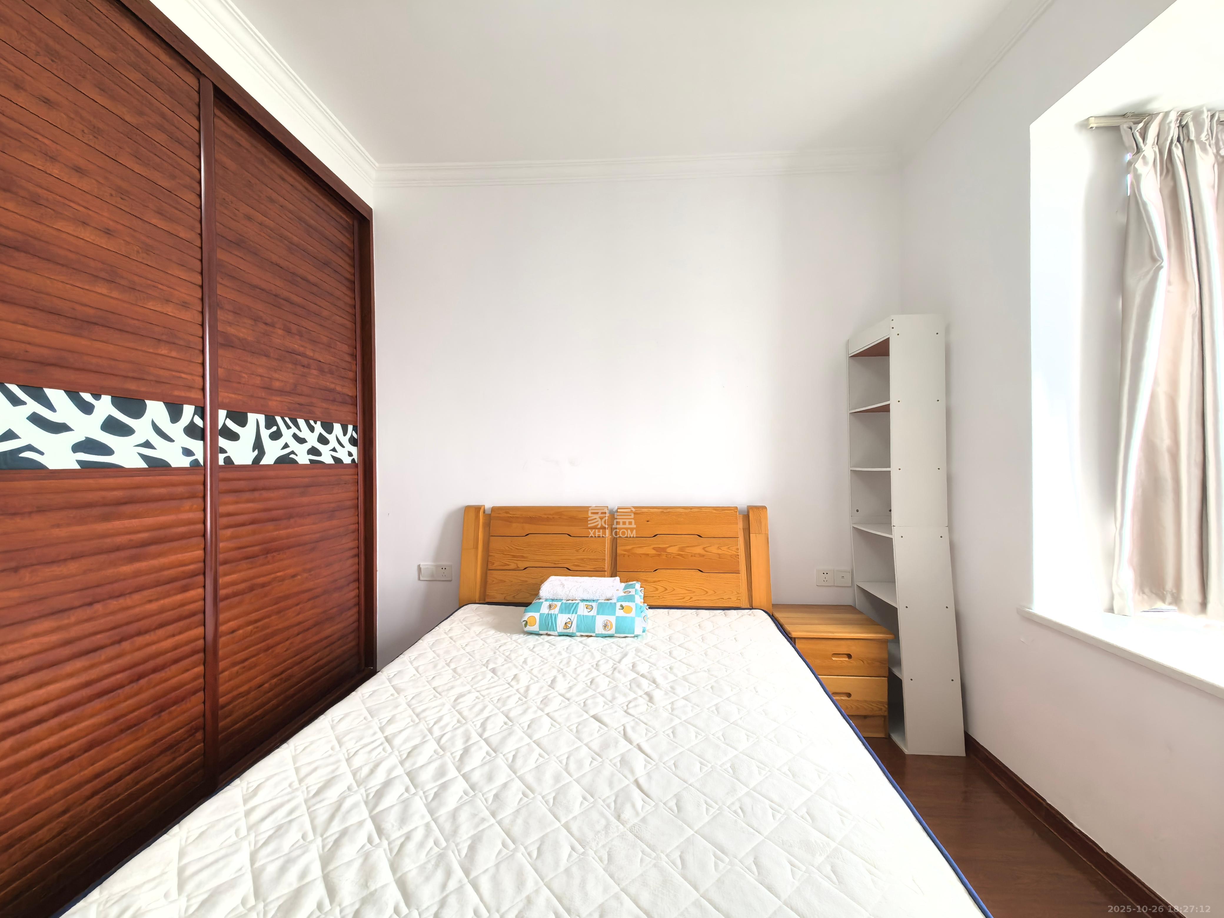 三江花中城  2室2厅1卫    2300.0元/月 三江花中城  2室2厅1卫    2300.0元/月室内图