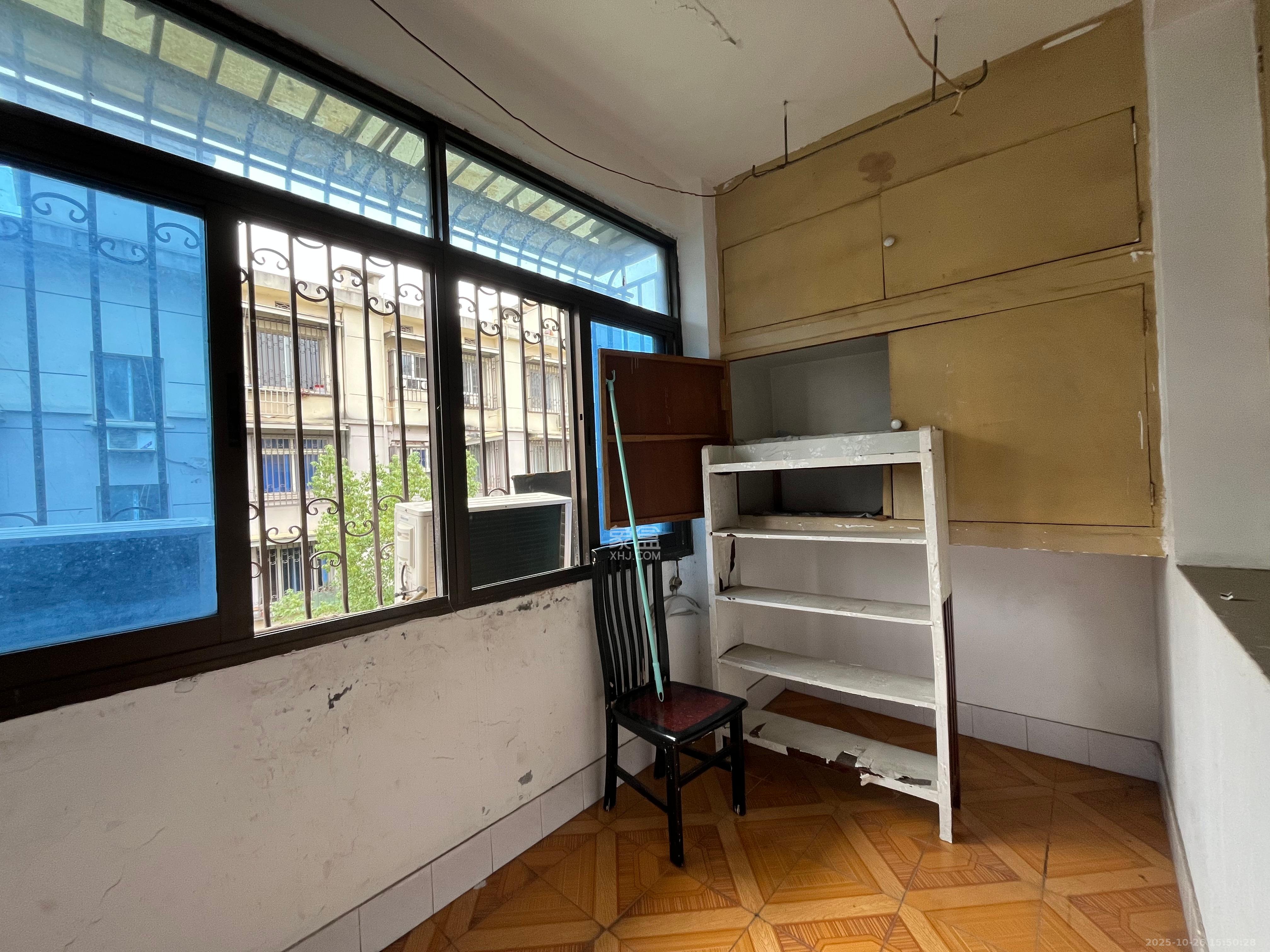 新兴小区（杨家山社区）  2室2厅1卫    1200.0元/月