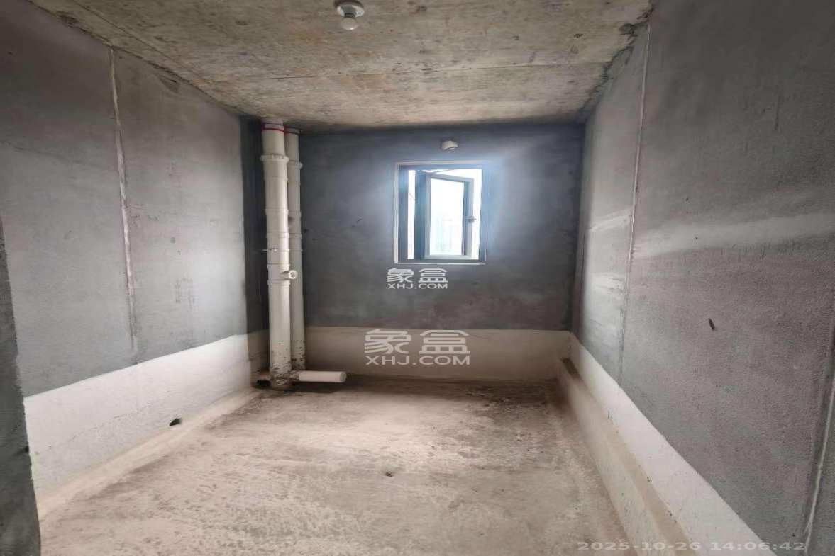 保利金香槟 3室2厅2卫 1880.0元/月 保利金香槟 3室2厅2卫 1880.0元/月室内图