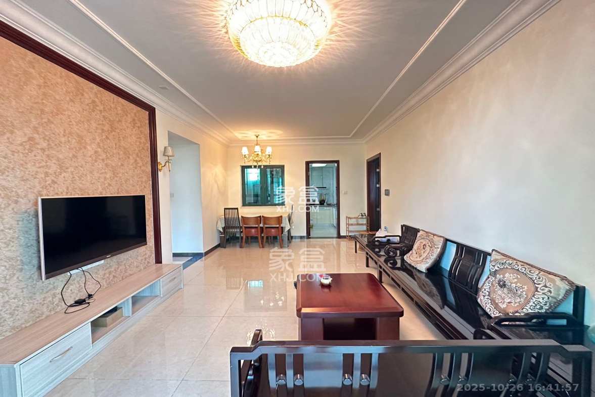 恒大雅苑 3室2厅1卫 2800.0元/月 恒大雅苑 3室2厅1卫 2800.0元/月室内图