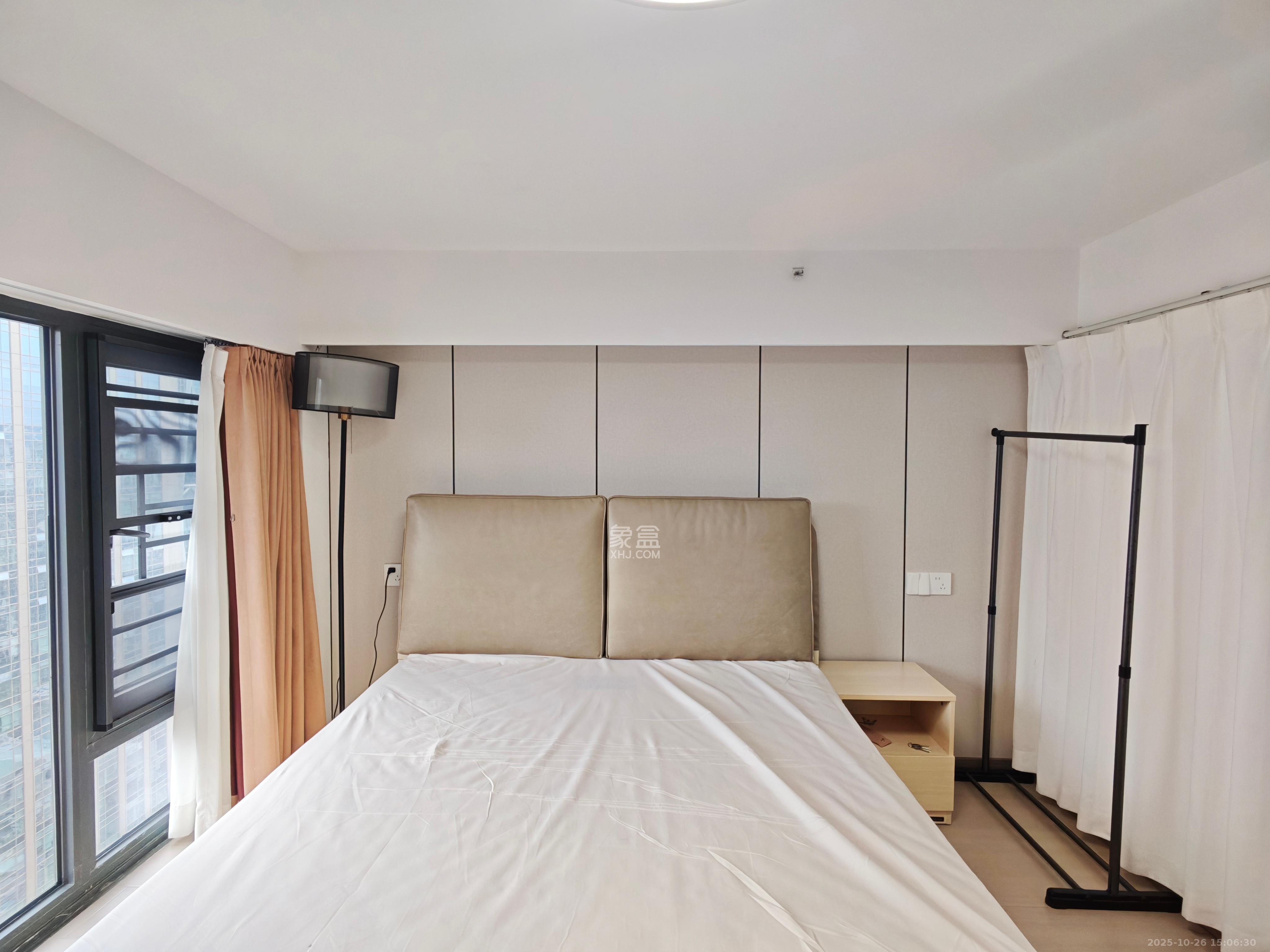 卓越中寰 2室1厅1卫 2850.0元/月 卓越中寰 2室1厅1卫 2850.0元/月室内图