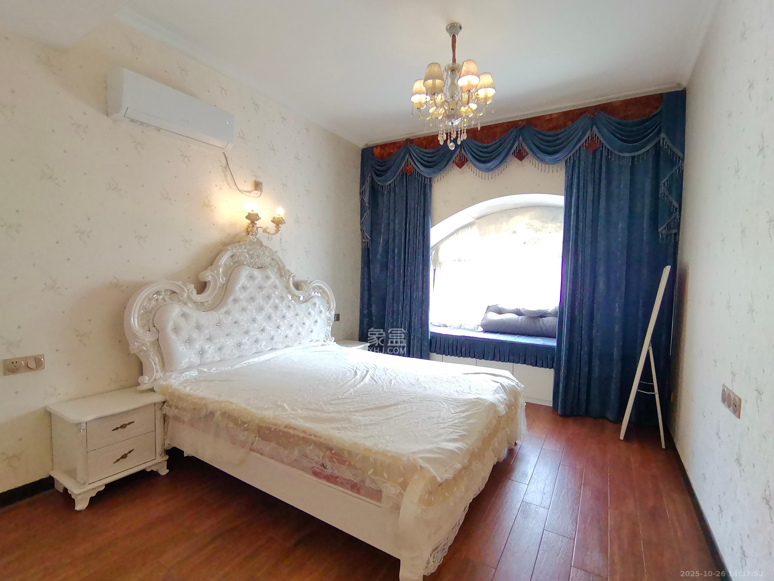 碧桂园  2室1厅2卫    1300.0元/月 碧桂园  2室1厅2卫    1300.0元/月室内图