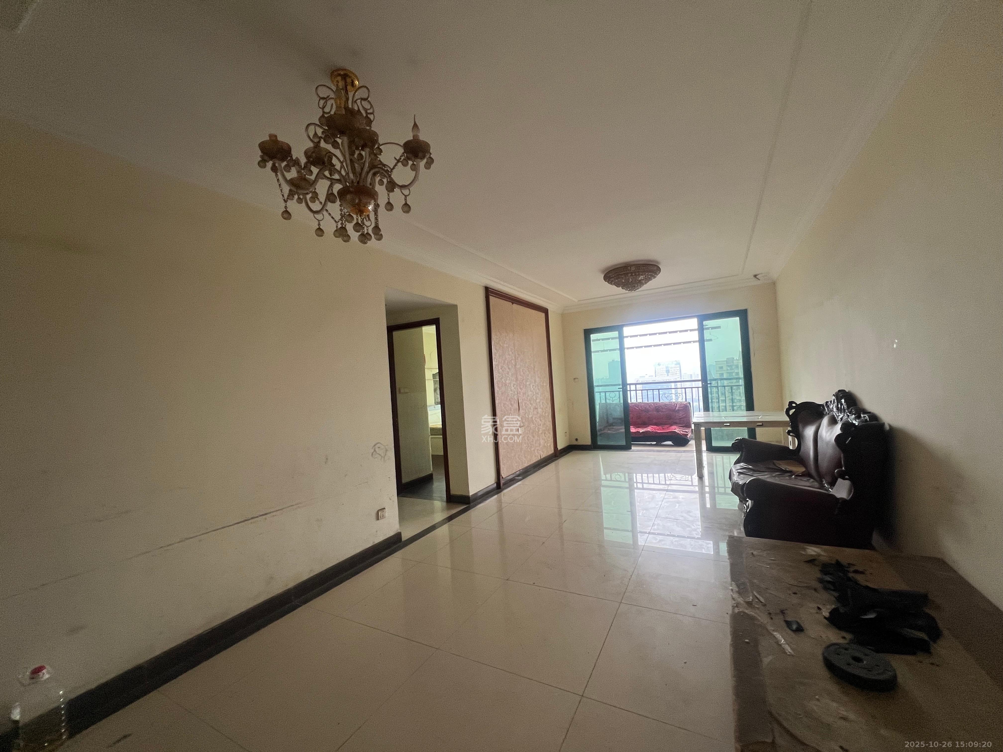 恒大绿洲  2室2厅1卫    2300.0元/月 恒大绿洲  2室2厅1卫    2300.0元/月室内图