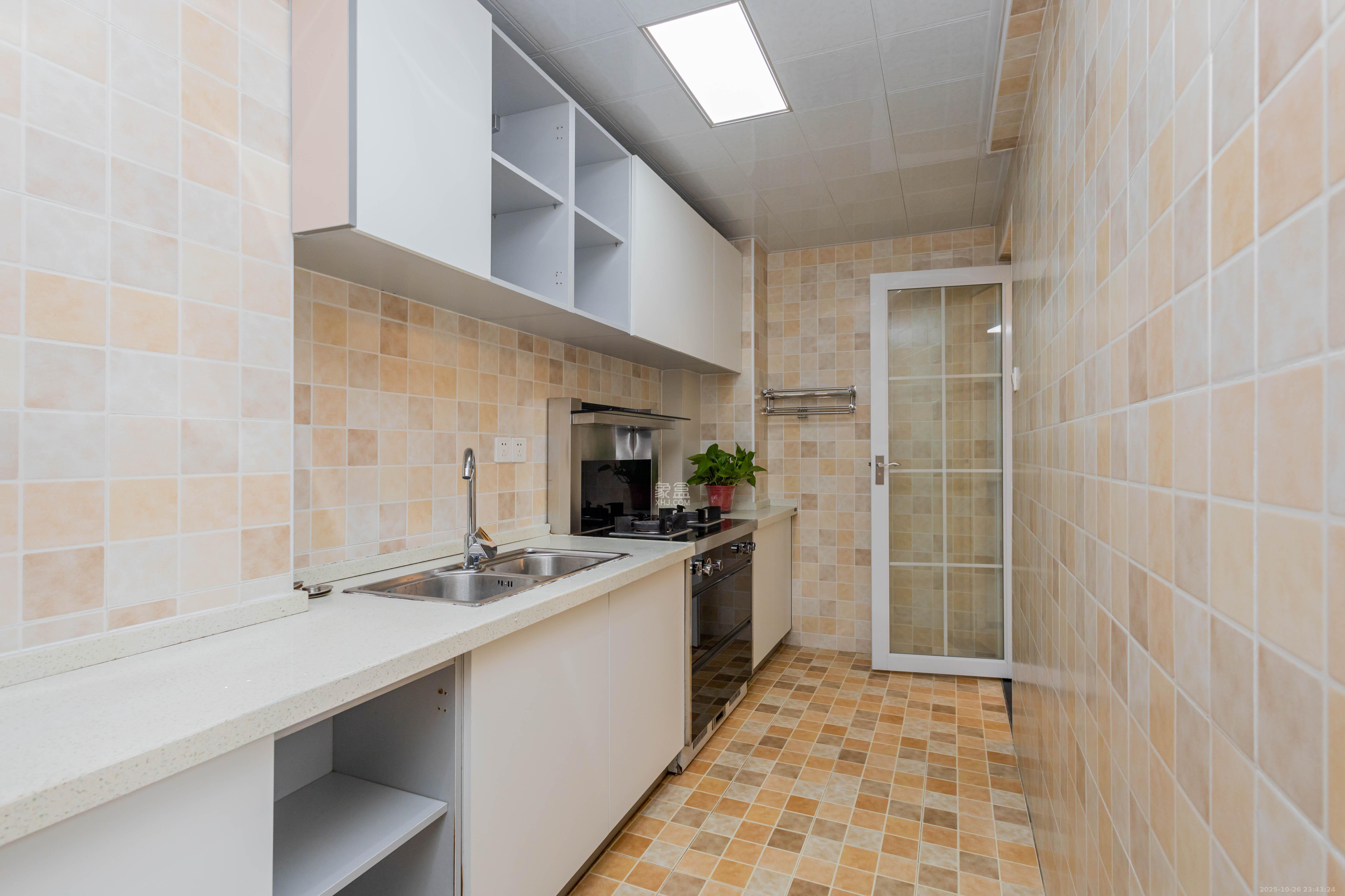 中欣楚天雅郡  3室2厅1卫    60.8万厨房