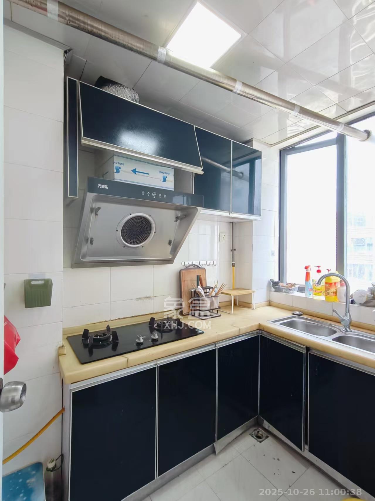 湘域中央  2室2厅1卫    2500.0元/月 湘域中央  2室2厅1卫    2500.0元/月室内图