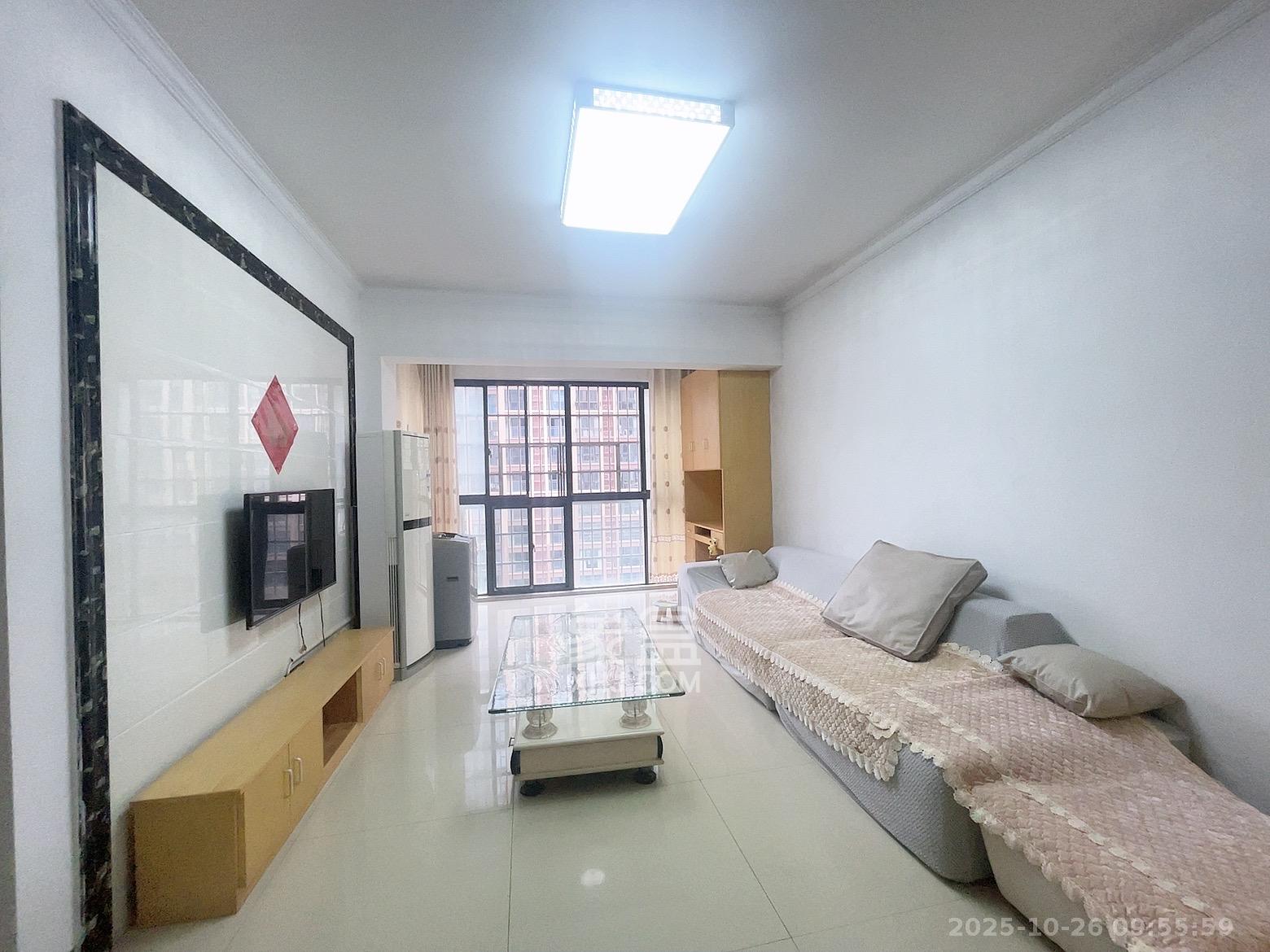 山水新城  2室2厅1卫    1700.0元/月室内图