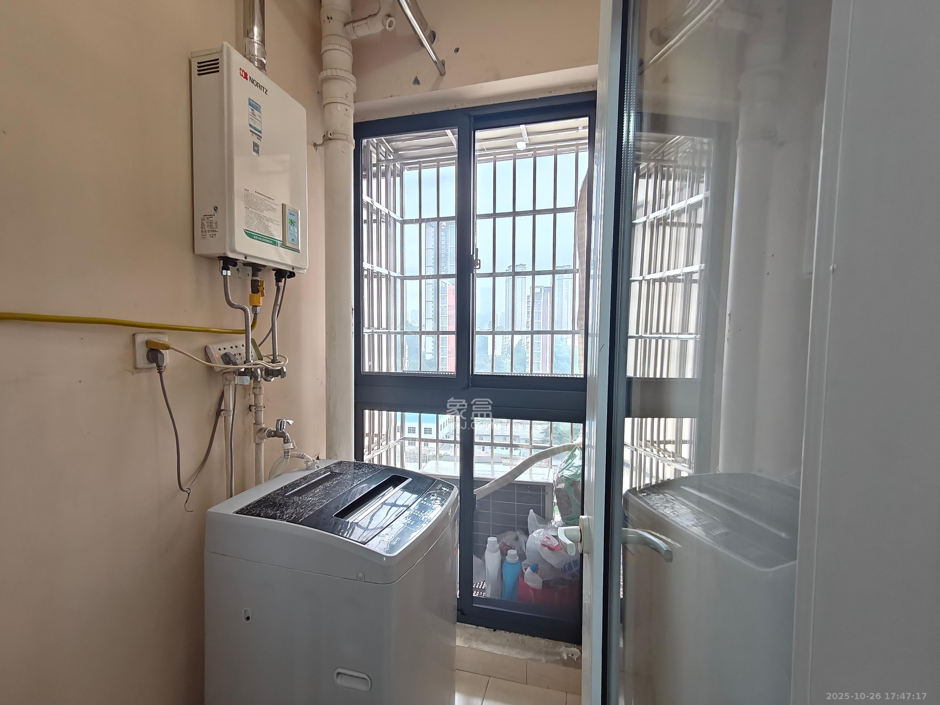 惠民景园(惠民锦园)  2室2厅1卫    1600.0元/月 惠民景园(惠民锦园)  2室2厅1卫    1600.0元/月室内图