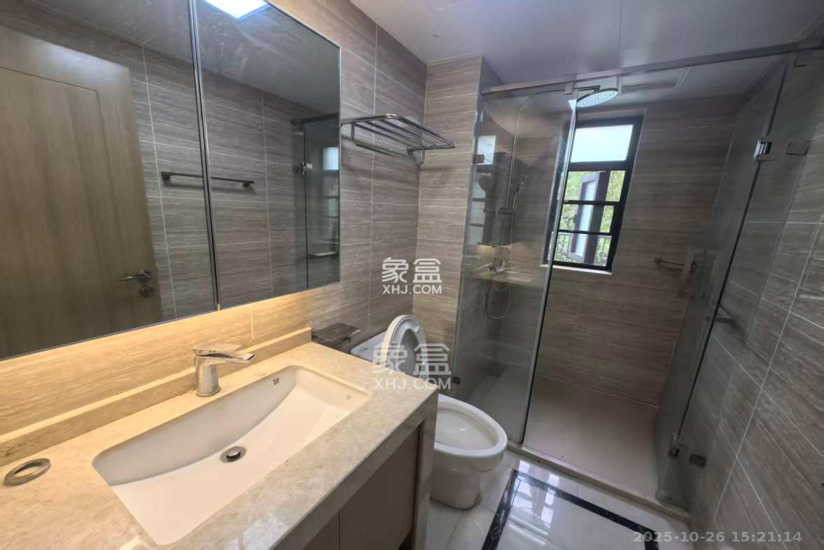 富力十号 3室2厅2卫 3200.0元/月 富力十号 3室2厅2卫 3200.0元/月室内图