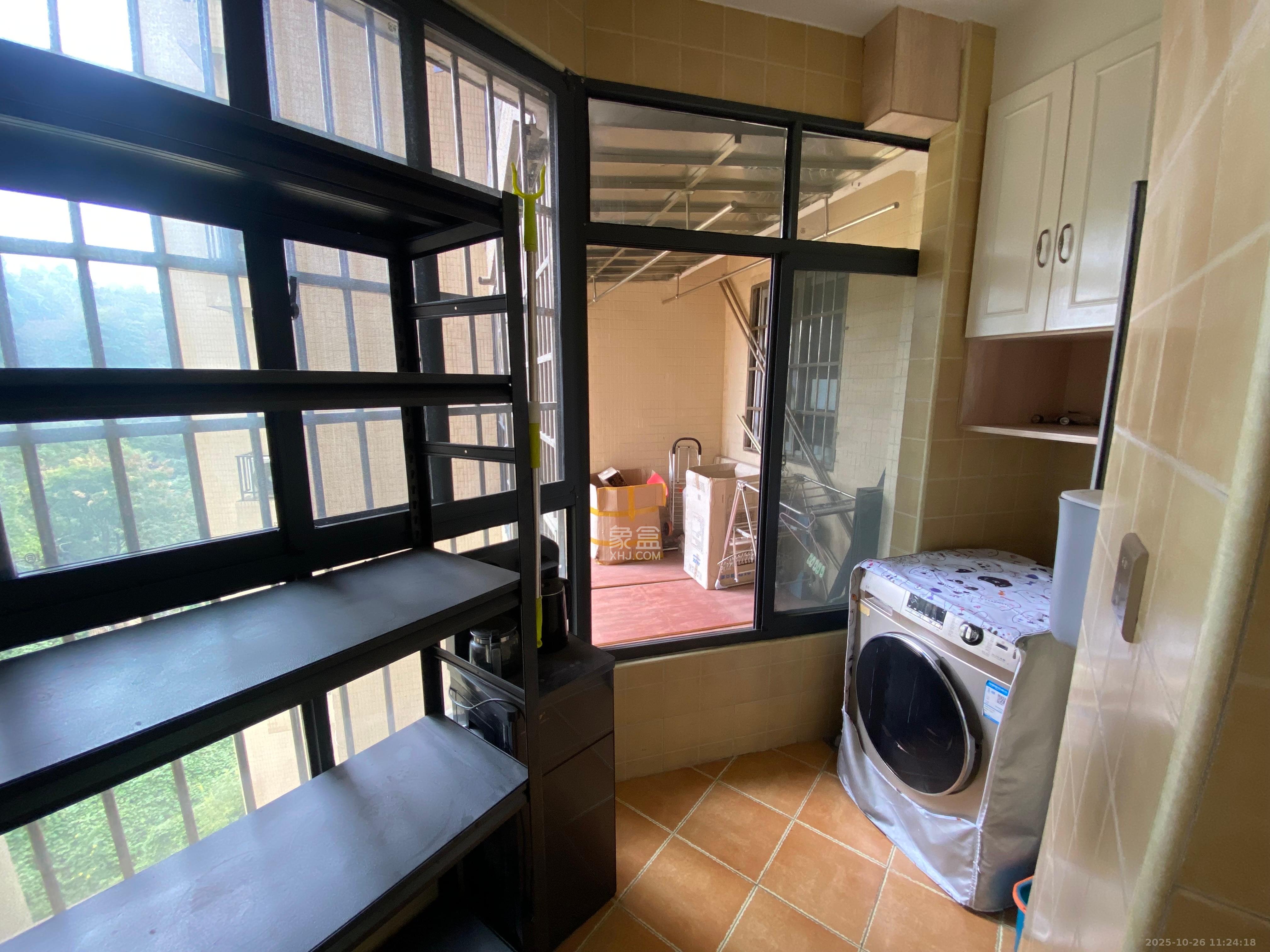 钱隆世家  2室1厅1卫    2200.0元/月室内图