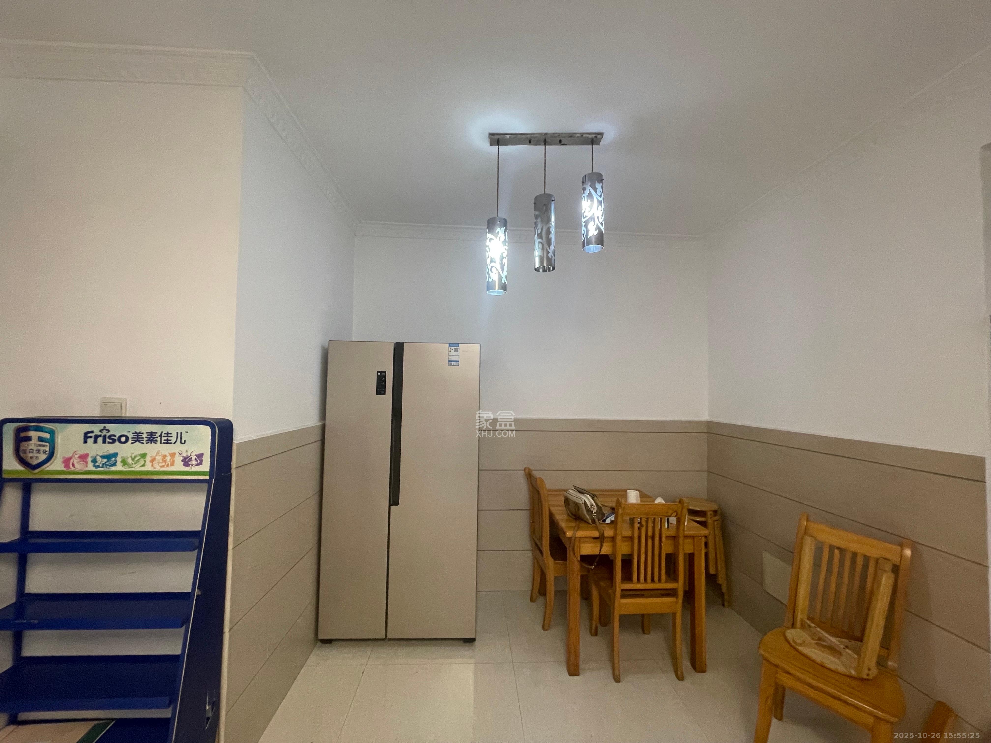 中信文化广场（中信新城二期）  3室1厅1卫    1900.0元/月室内图