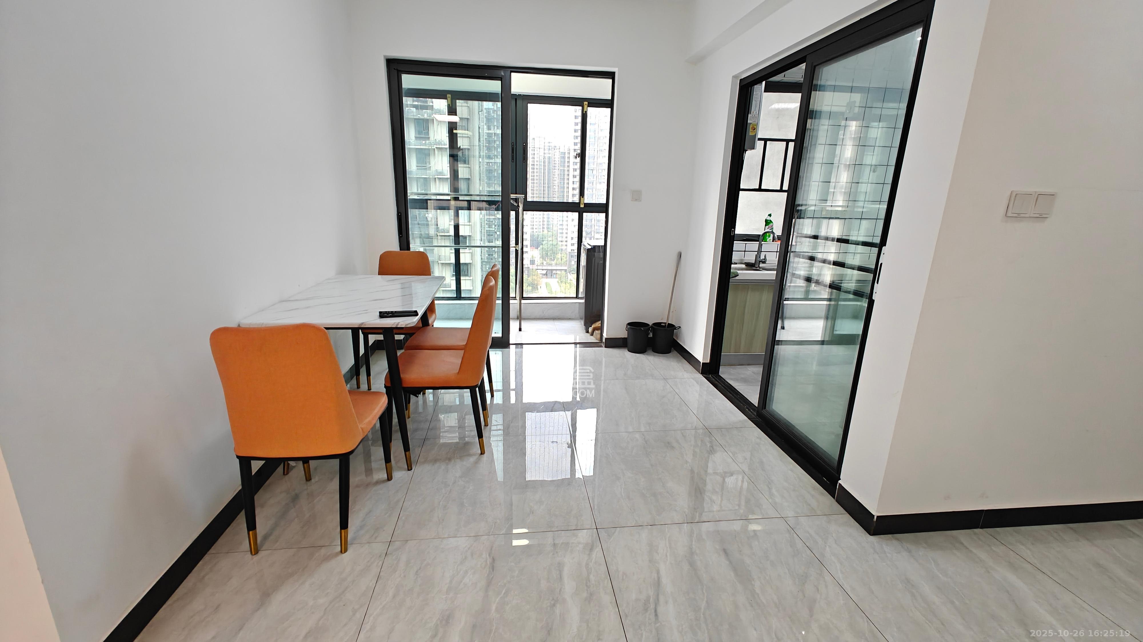 中建悦和城  4室2厅2卫    3000.0元/月 中建悦和城  4室2厅2卫    3000.0元/月室内图