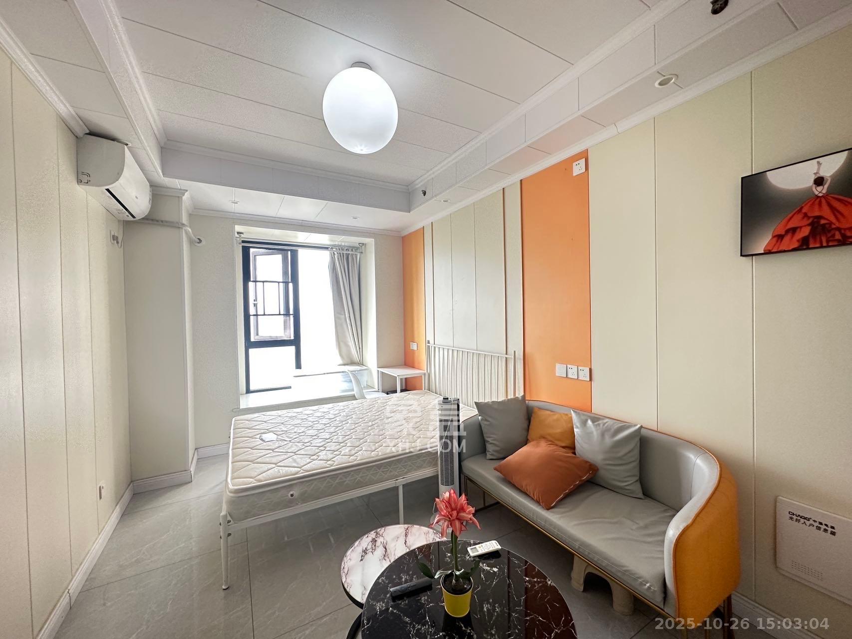 保利麓谷林语I区  1室1厅1卫    1400.0元/月