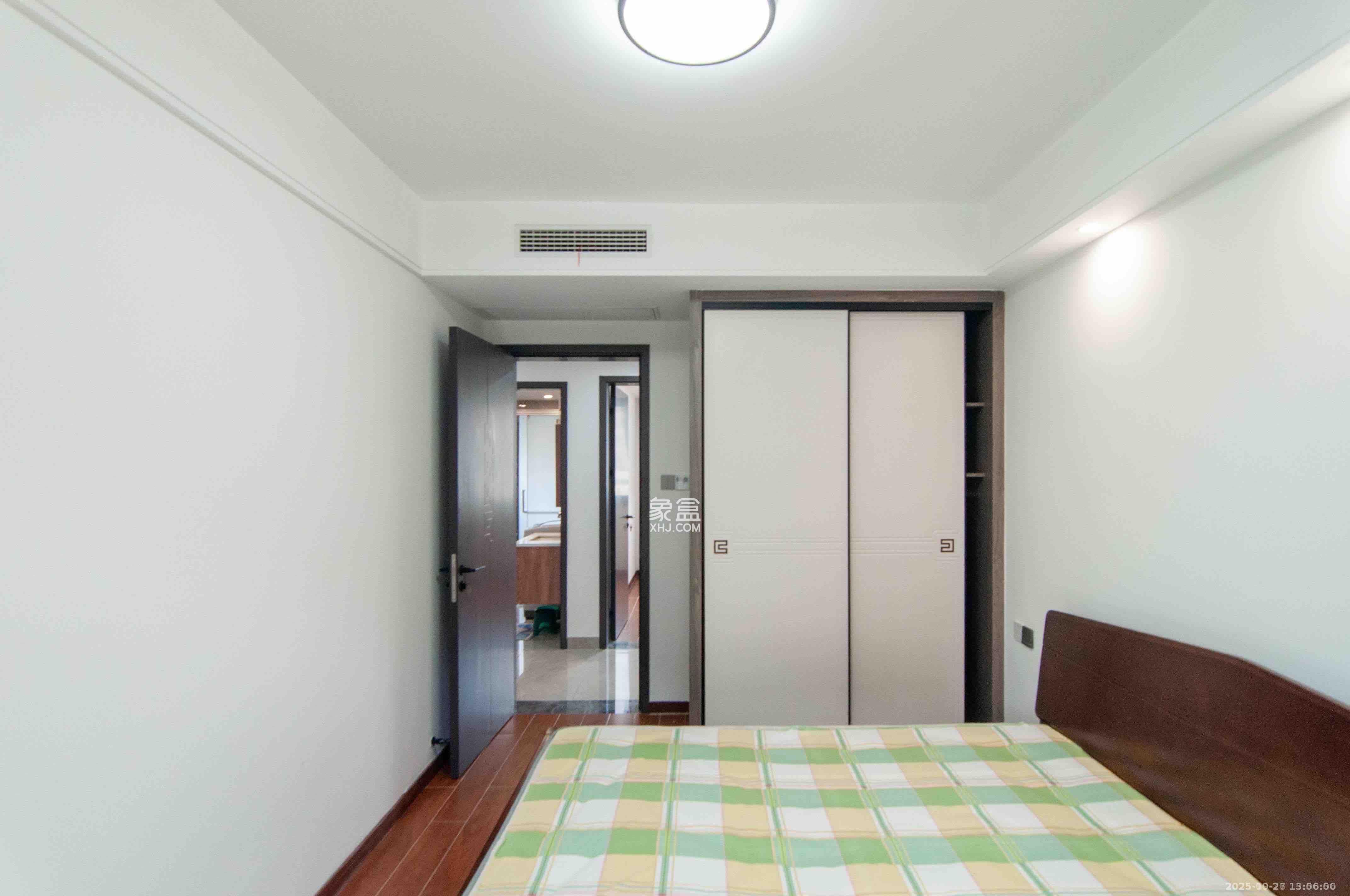 长房梅溪香山  4室2厅2卫    5000.0元/月室内图