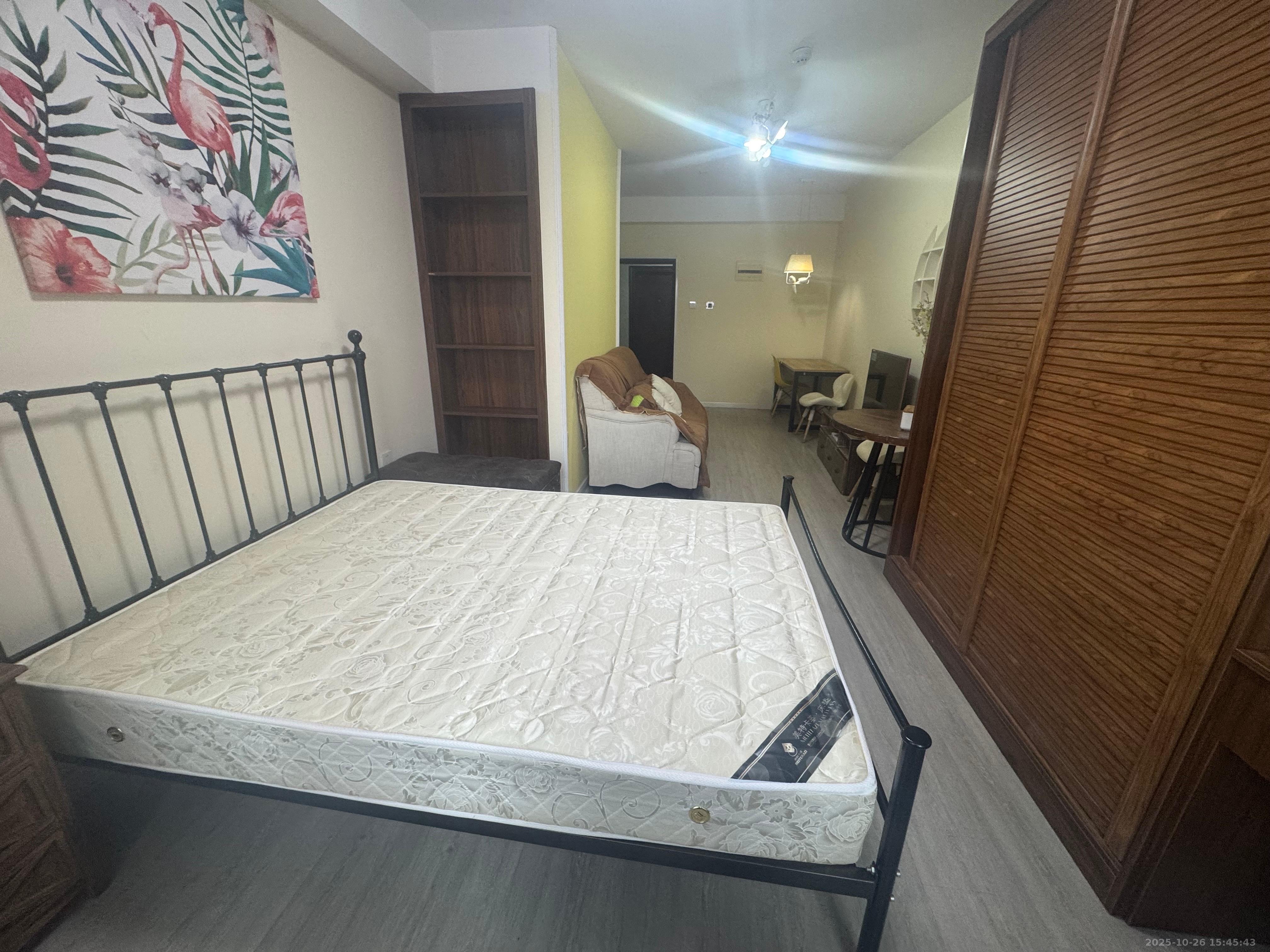 地质家园一、二期(地泰人民公馆) 1室1厅1卫 2400.0元/月 地质家园一、二期(地泰人民公馆) 1室1厅1卫 2400.0元/月室内图